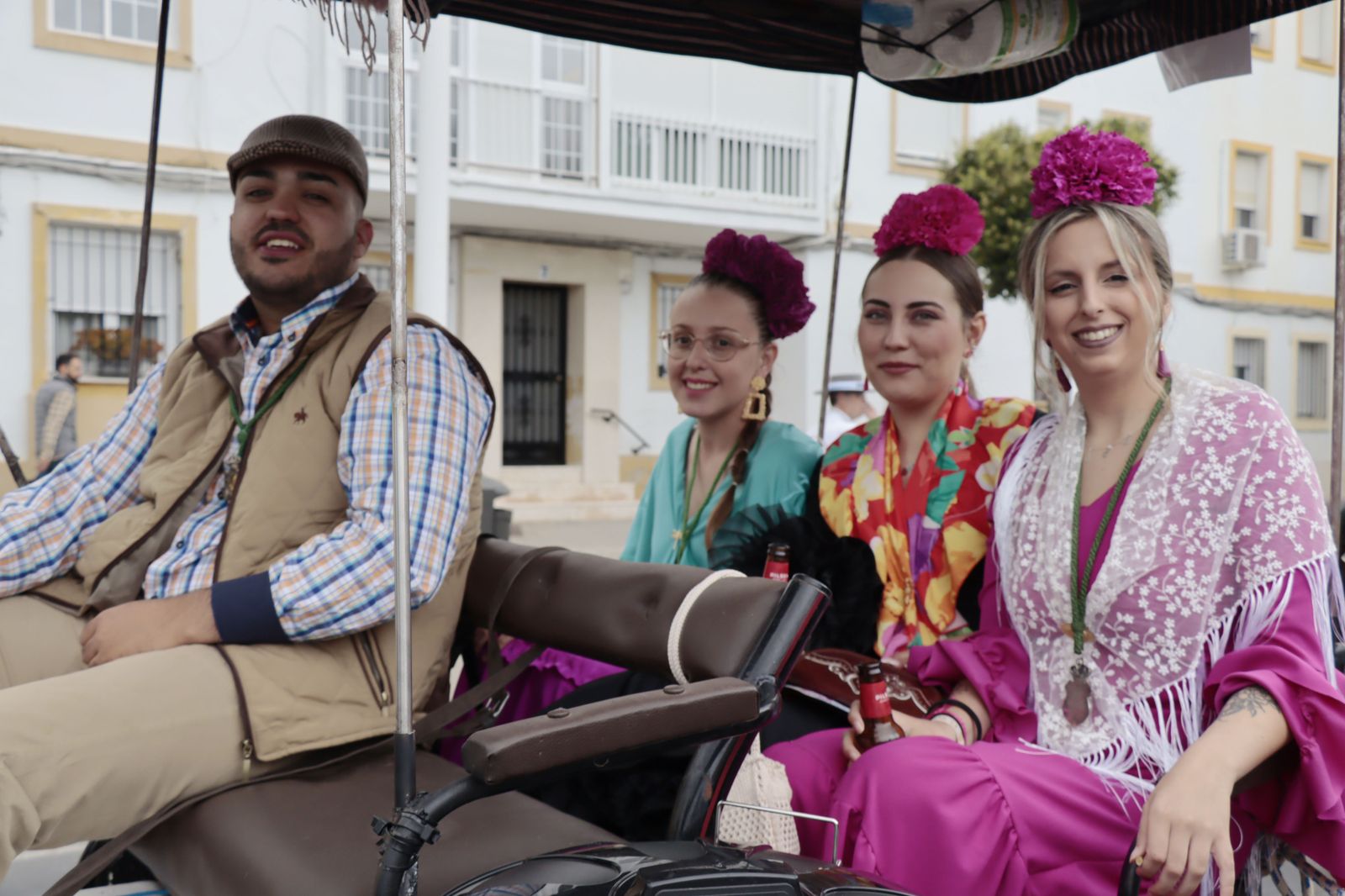 Imágenes de los carros de la Hermandad del Rocío de Huelva