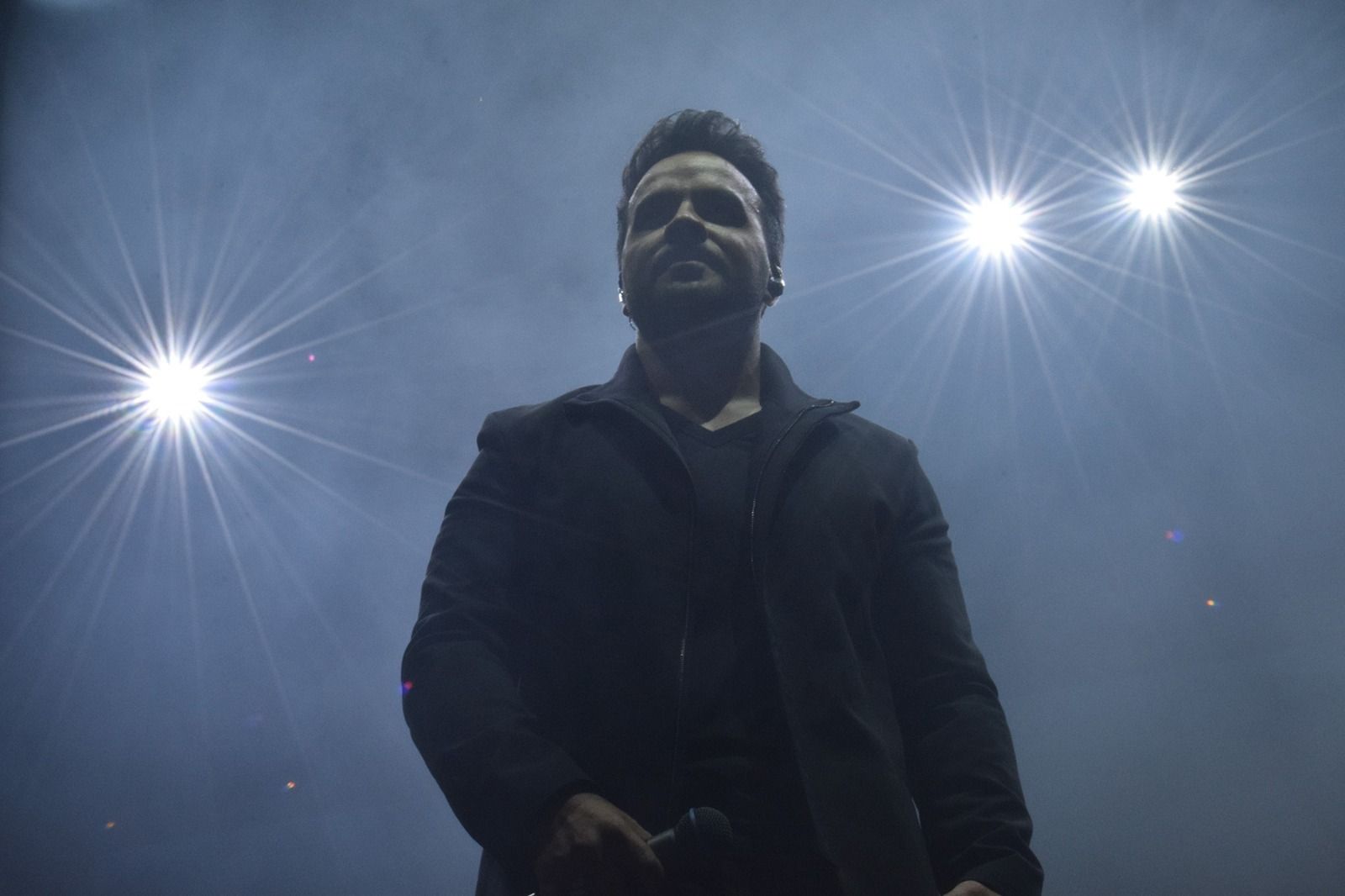 Luis Fonsi , en la noche del jueves en el Cabaret Festival de la Plaza de Toros.