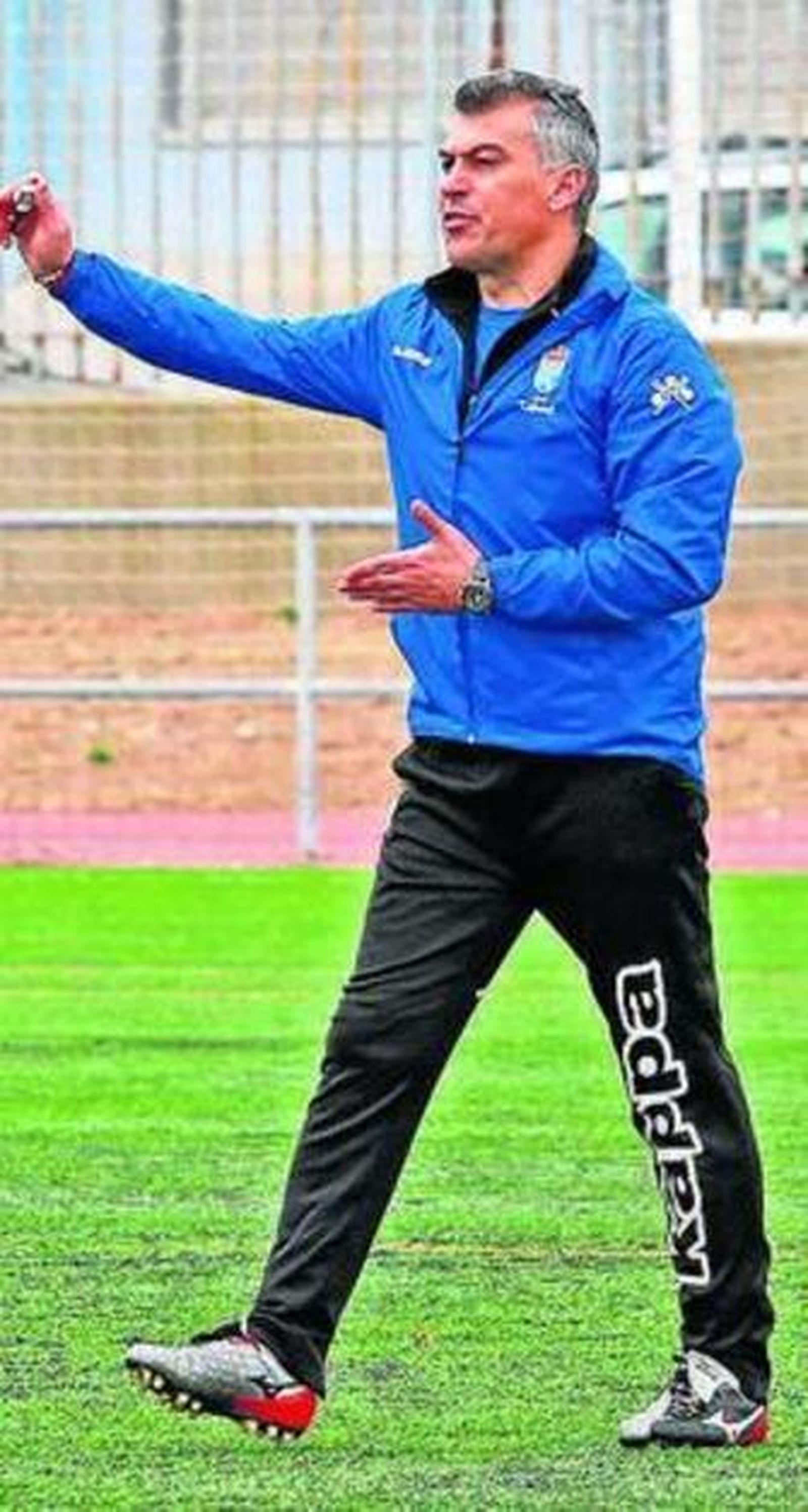 Higuera, entrenador del Xerez.