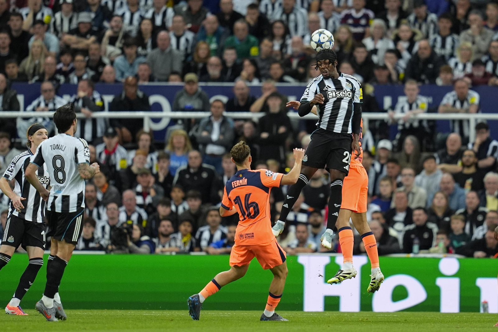 Las fotos del Newcastle-Barcelona