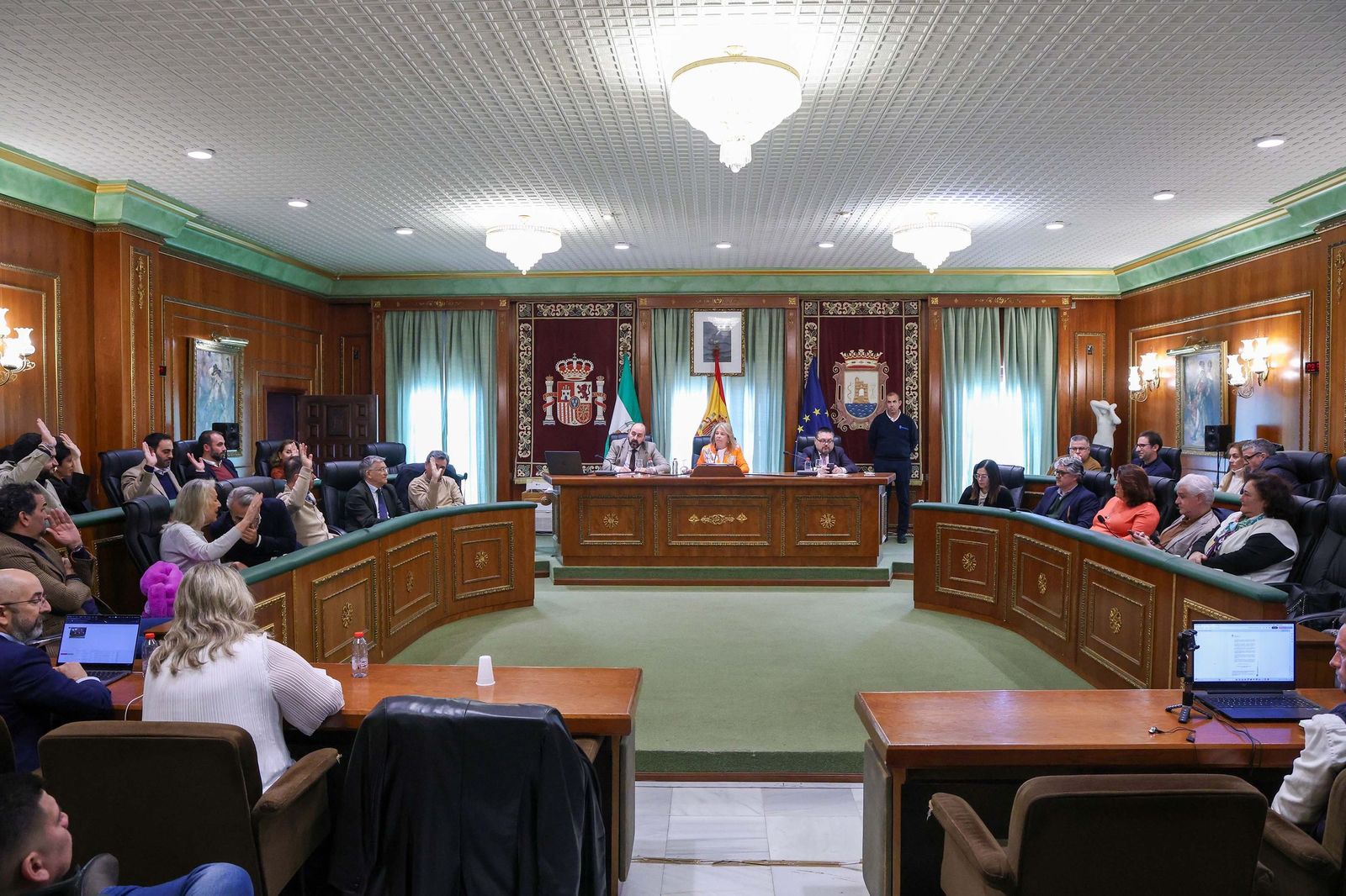 Un momento del Pleno extraordinario.