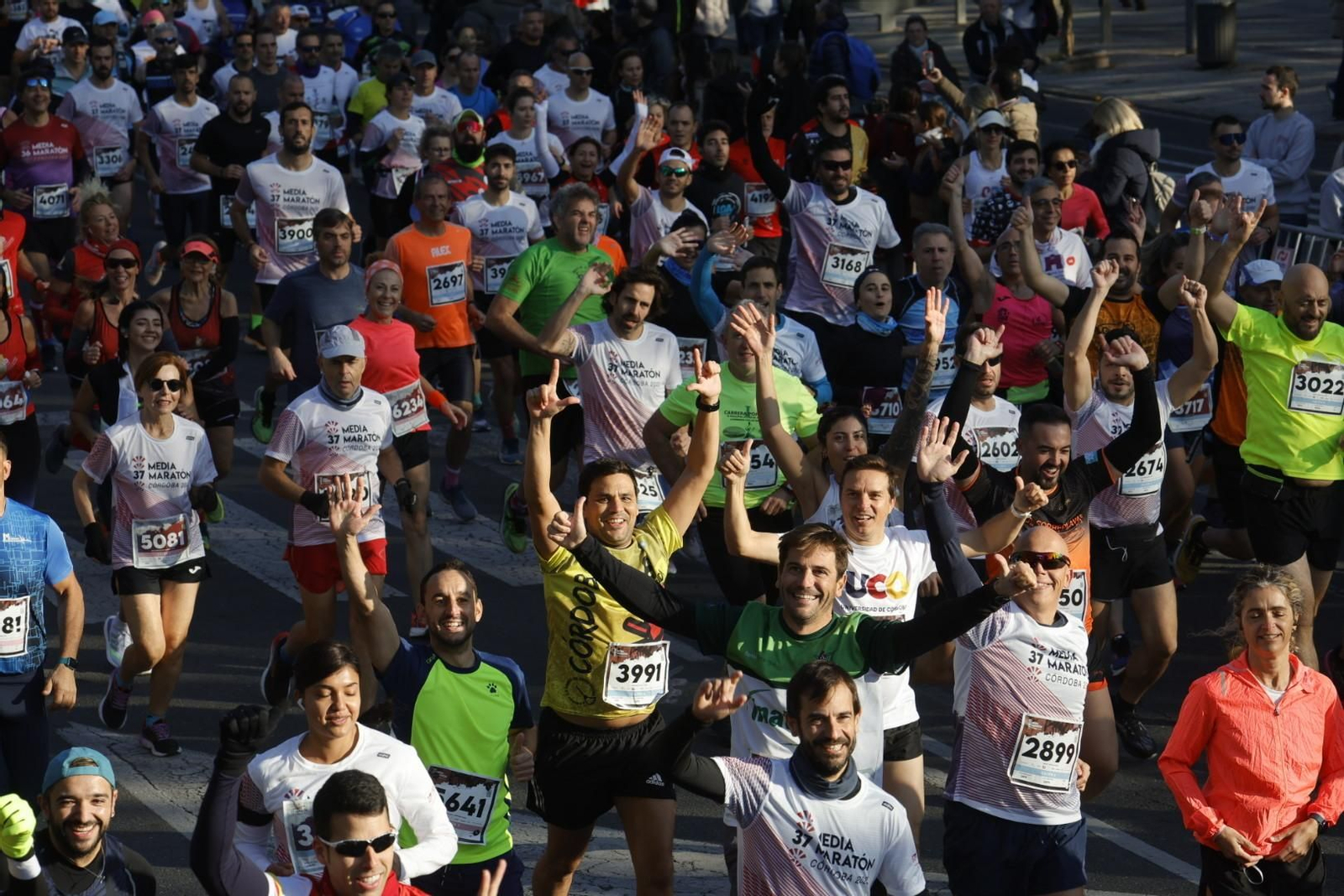 Media Maratón de Córdoba 2023: Las mejores fotos de la salida de la prueba Media Maratón de Córdoba 2023: Las mejores fotos de la salida de la prueba
