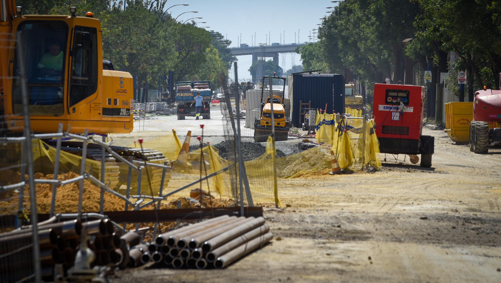 Imágenes de la Avenida de La Raza, a poco más de una semana para su reapertura