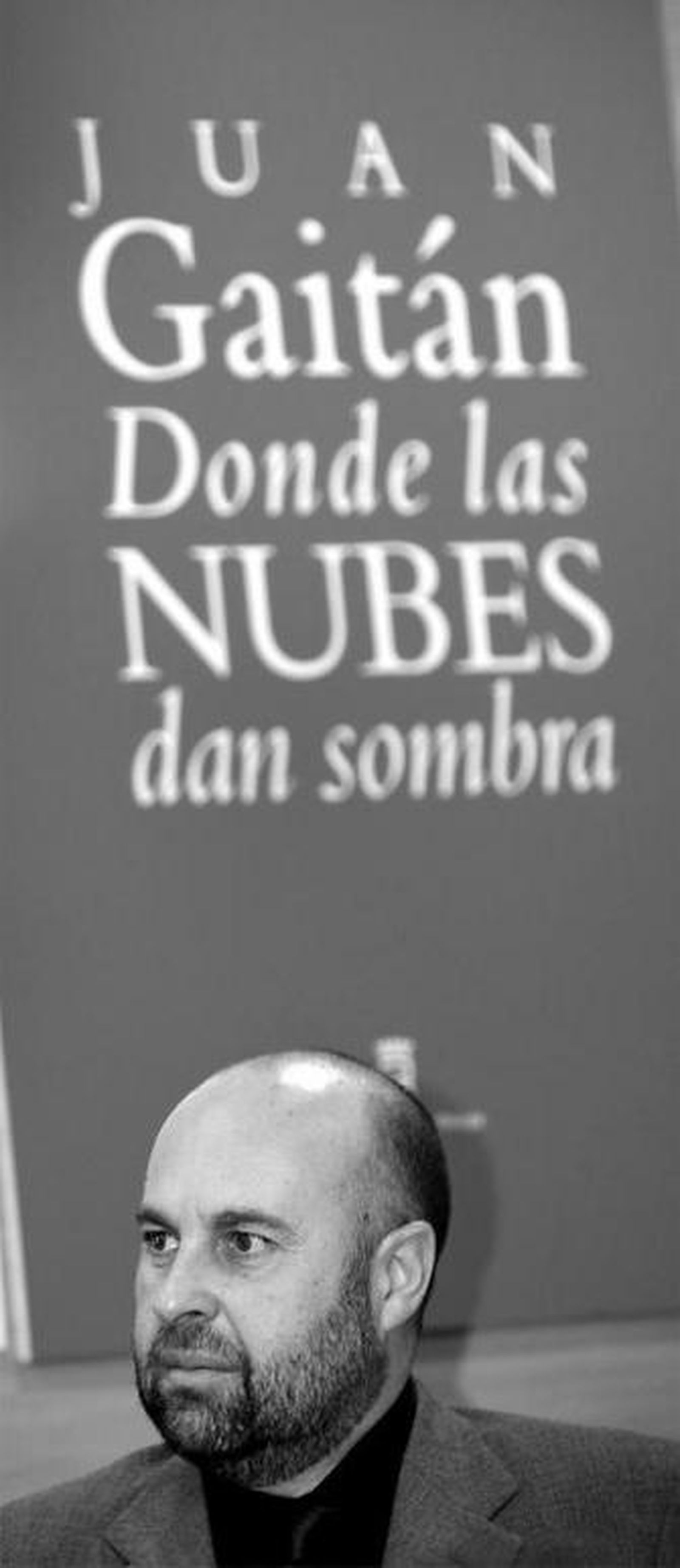 Juan Gaitán, ayer, en la sede del Instituto Municipal del Libro.