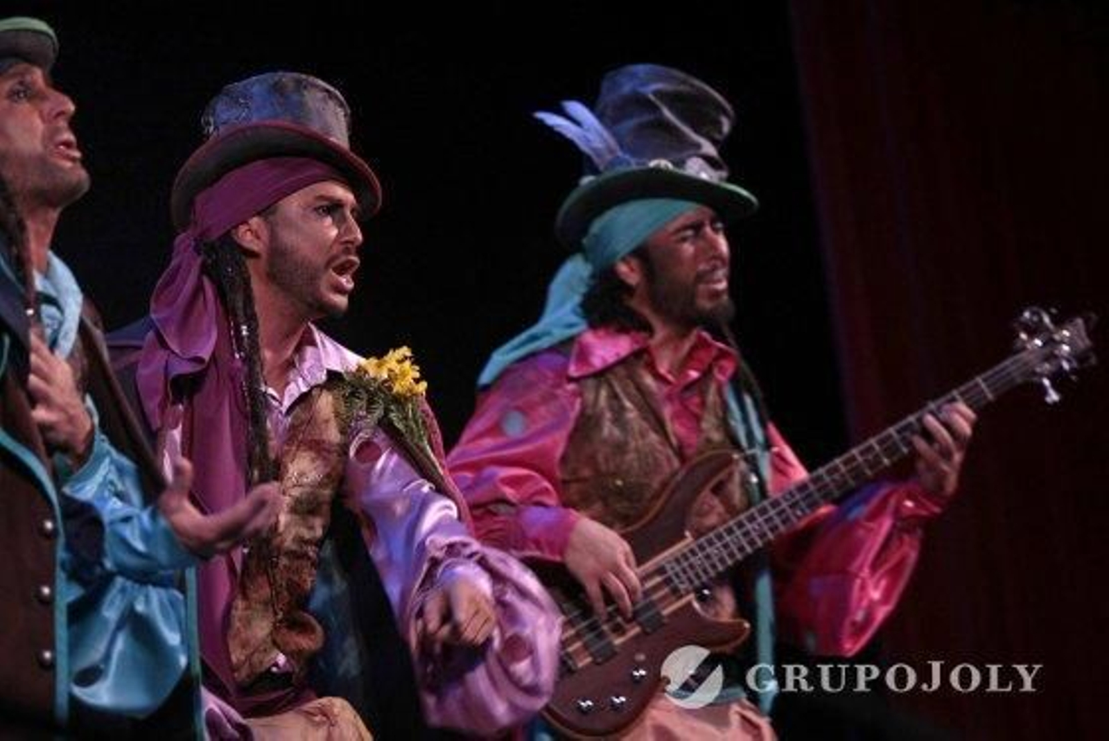 Los hippytanos.

Foto: Fito Carreto