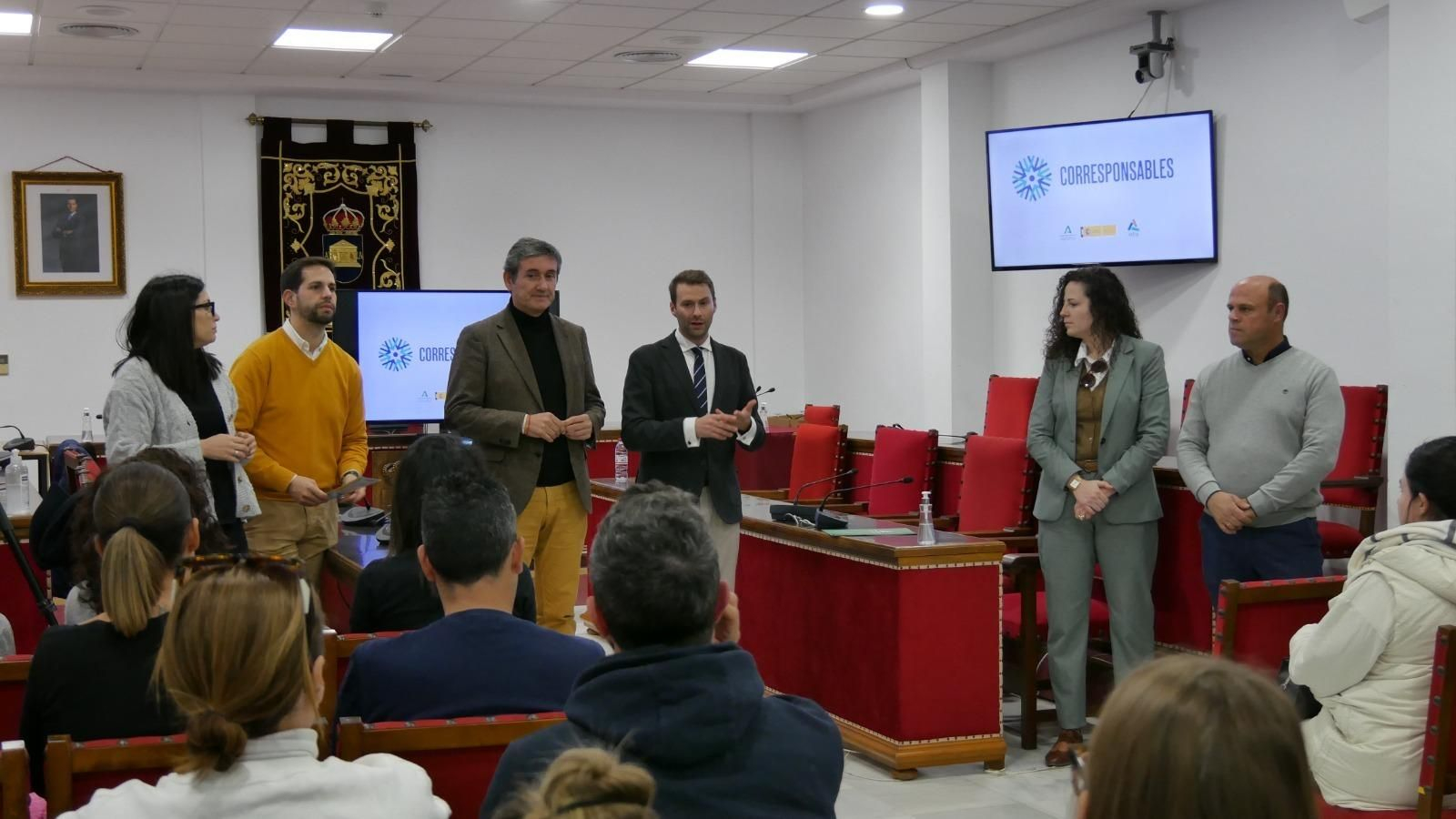 El Plan Corresponsables fue presentado por el alcalde de Adra y el delegado territorial de Igualdad y Familias.