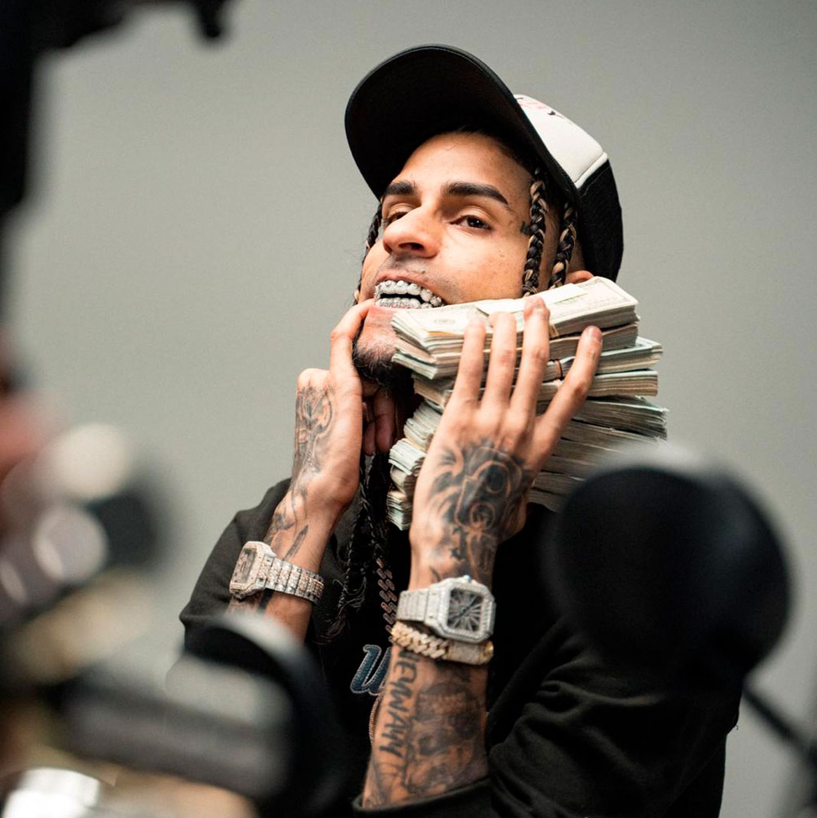 El cantante y compositor Yovngchimi.