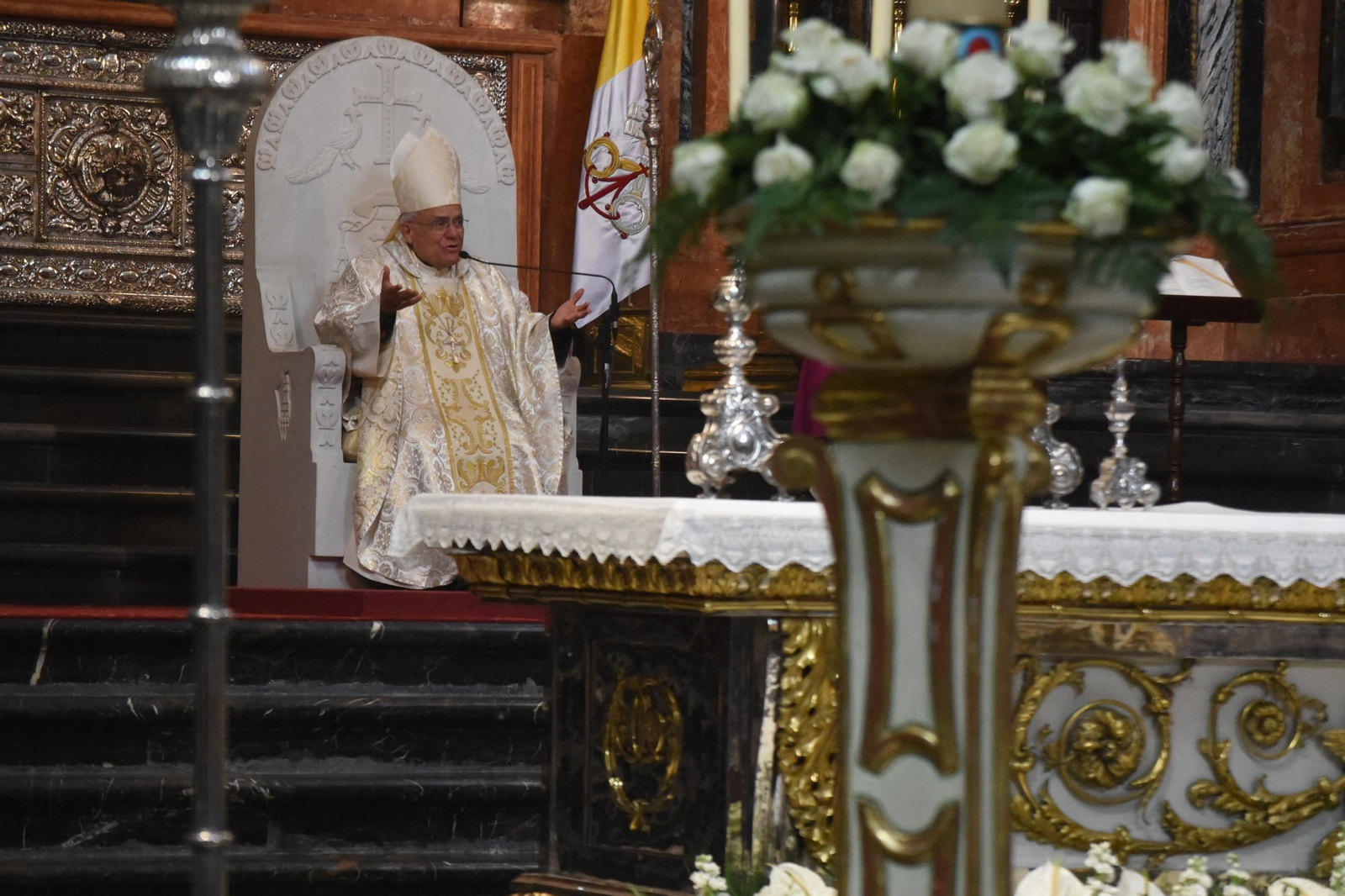 La misa en la Catedral de Córdoba por el eterno descanso del papa Francisco