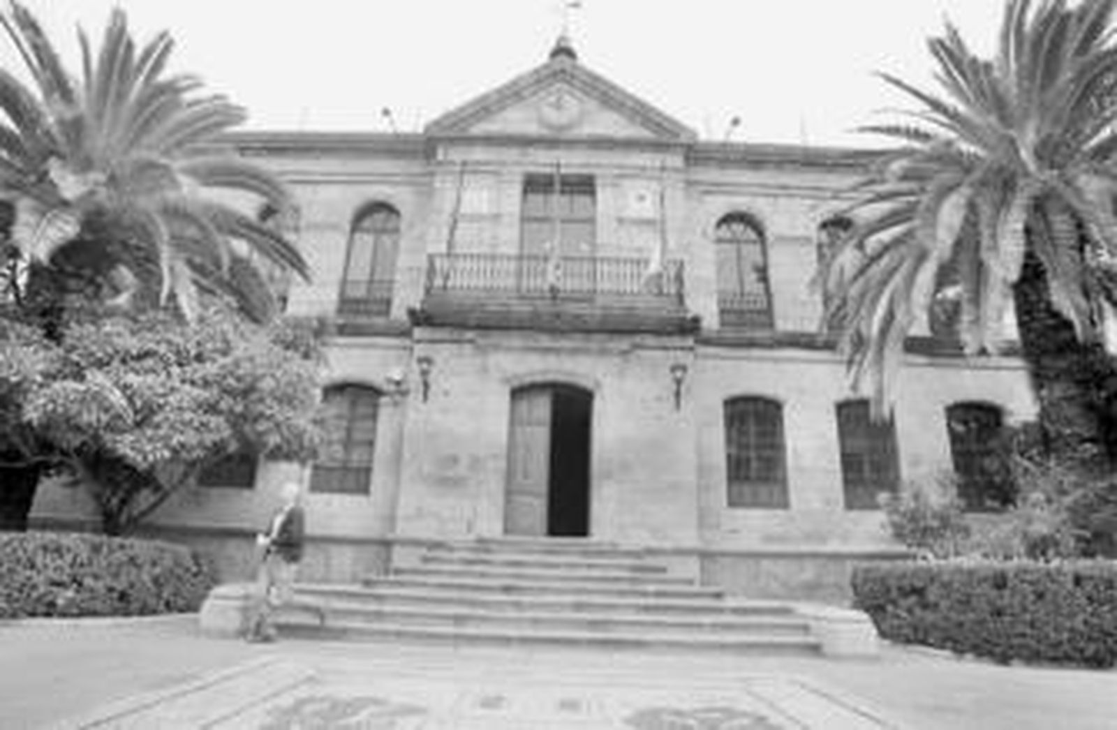 Edificio consistorial de Belalcázar, una de las localidades que puede acogerse al plan de eliminación de barreras arquitectónicas.