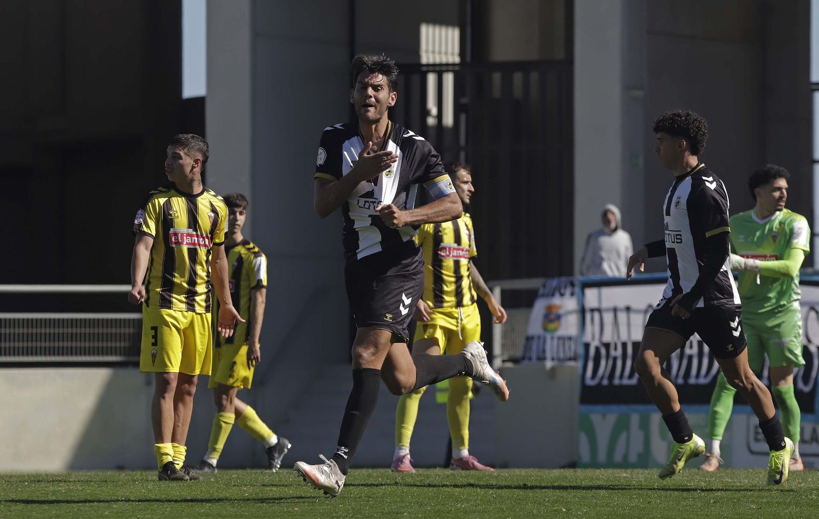 Las mejores fotos del Balona - San Roque de Lepe de Tercera Federación
