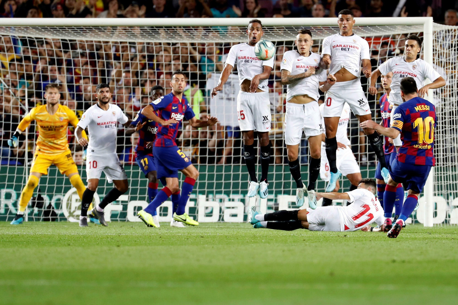Las imágenes del Barcelona-Sevilla Las imágenes del Barcelona-Sevilla