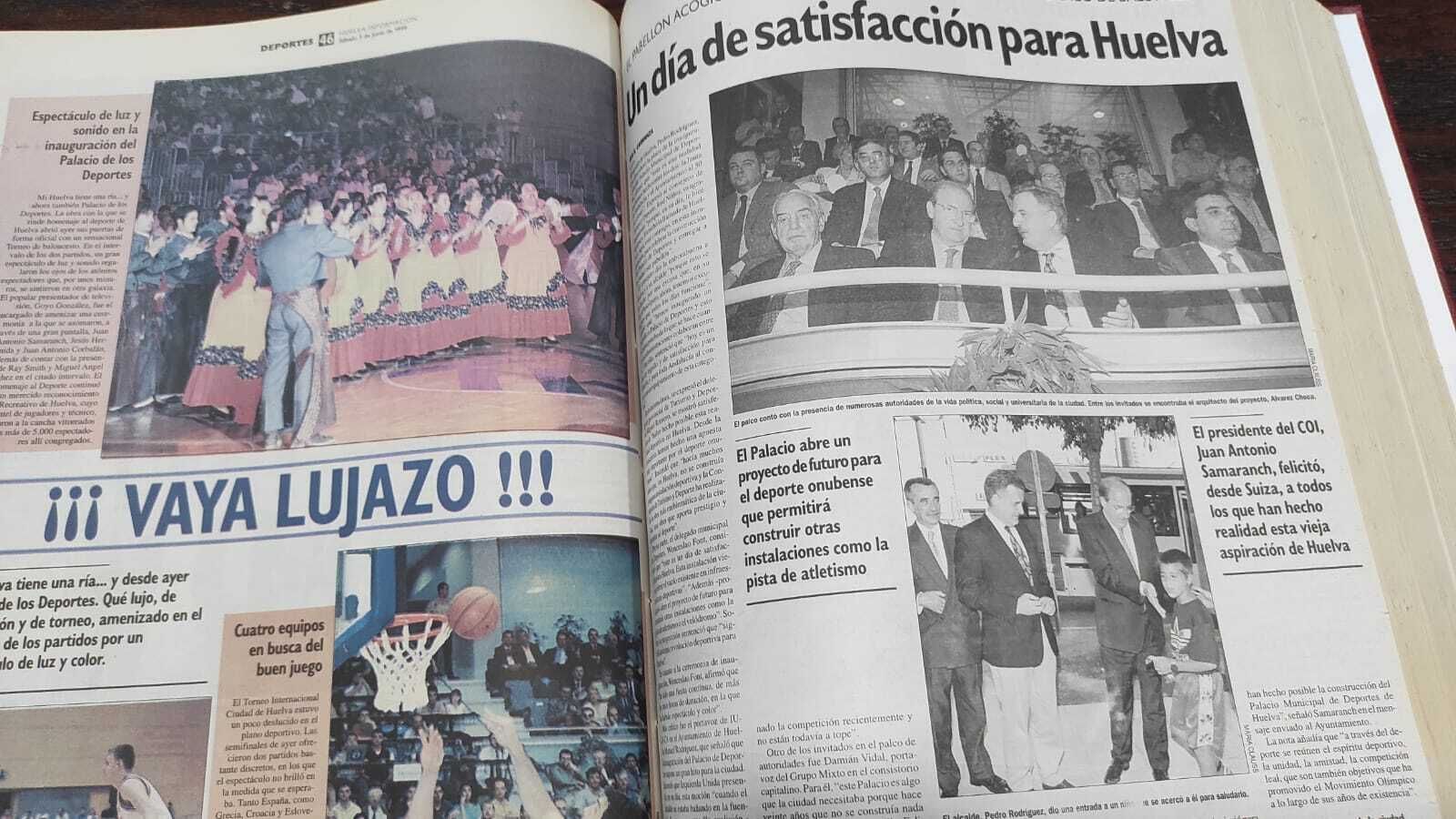 La inauguración del Palacio de Deportes contada en Huelva Información