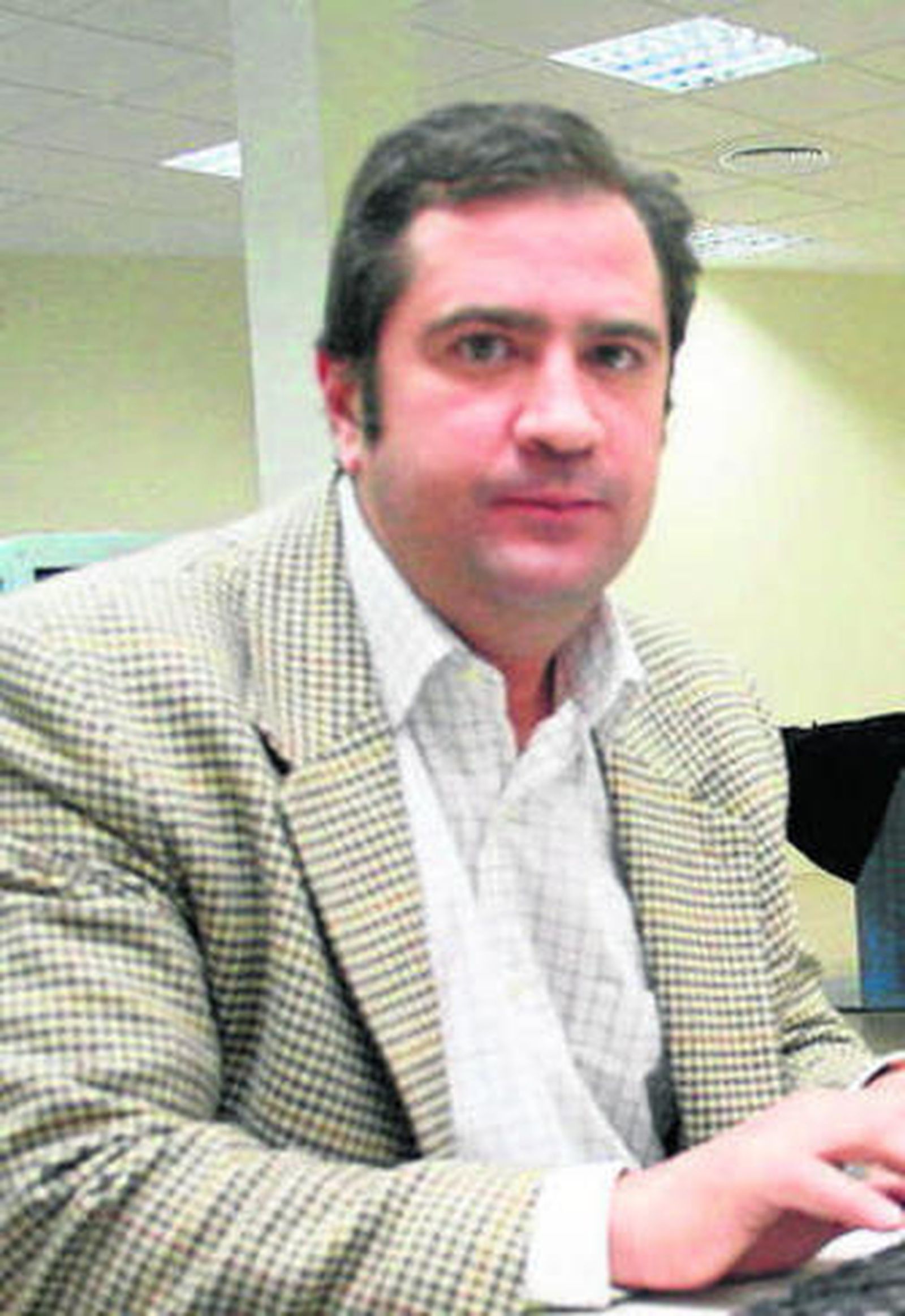 Luis Rabasa.