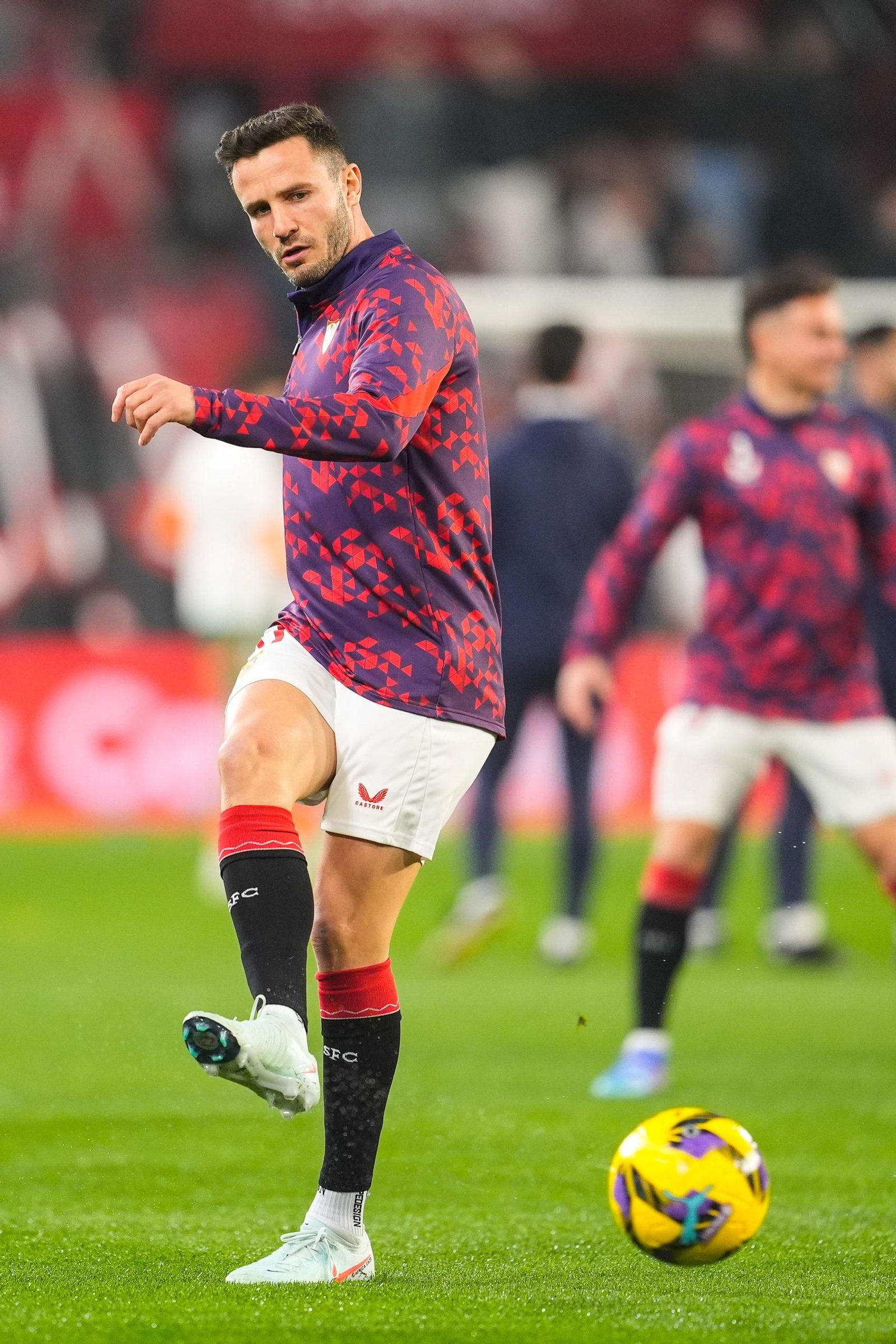 Las fotos del pobrísimo paso de Saúl Ñíguez por el Sevilla