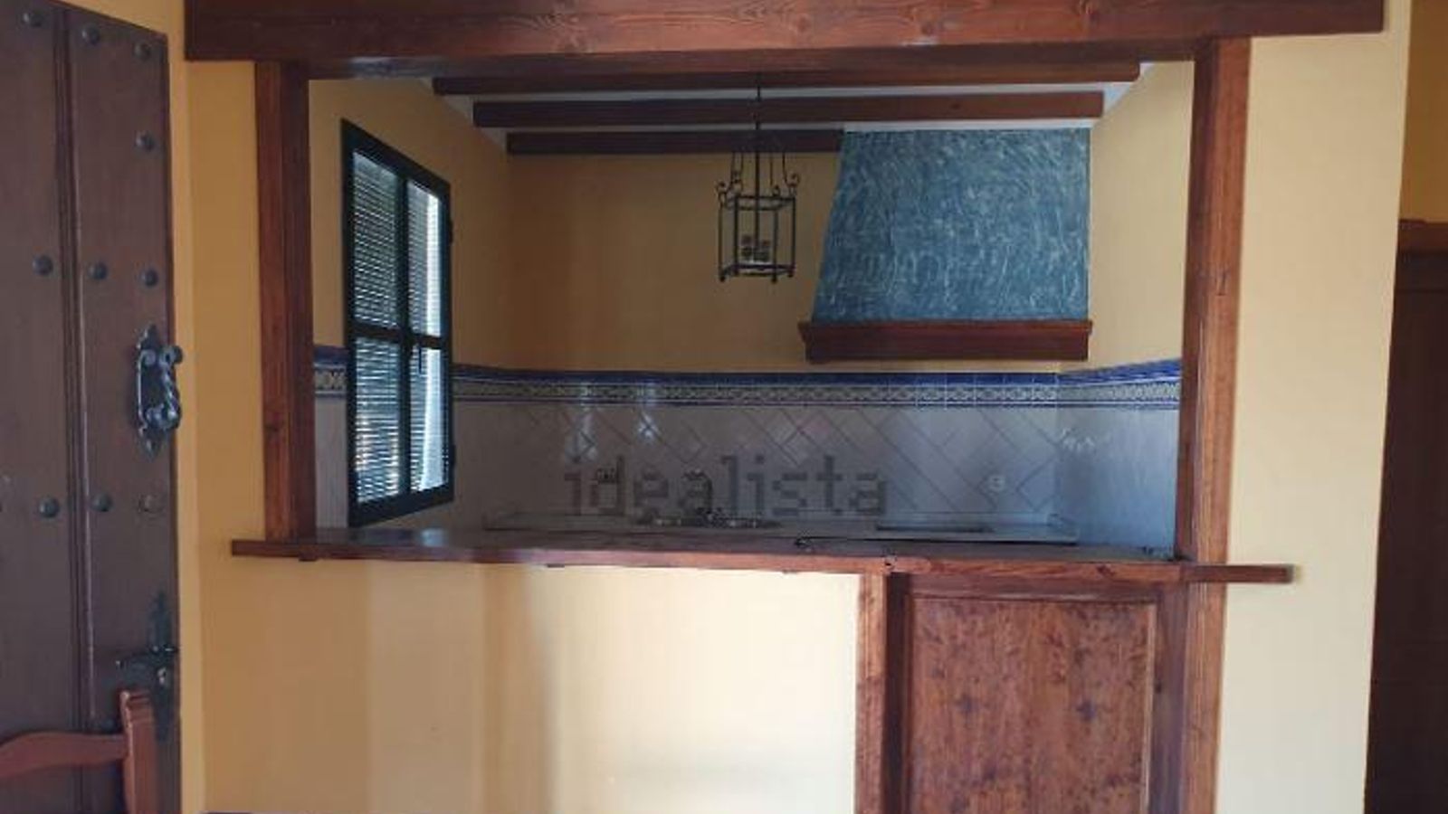 Bajo en venta en El Rocío