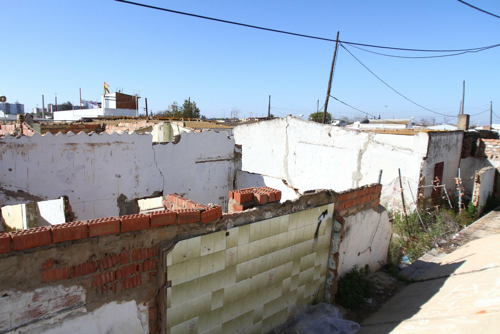 Casas desalojadas en Marismas del Odiel.