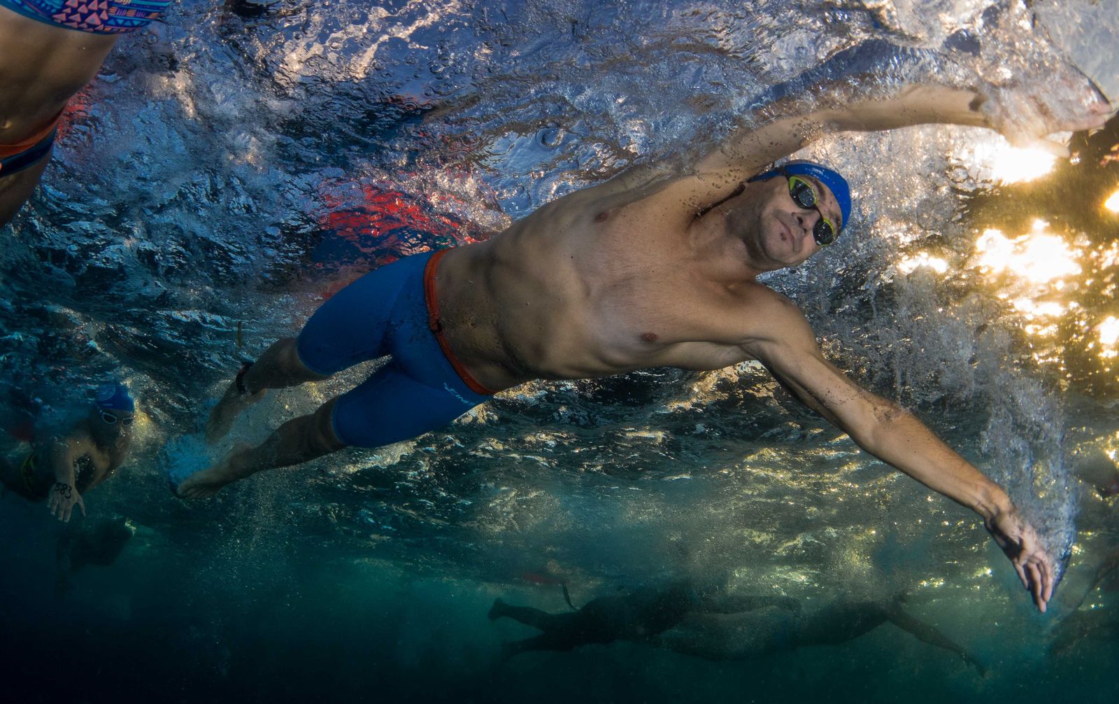 El nadador Rubén Gutiérrez alcanza el medio millar de pruebas en aguas abiertas