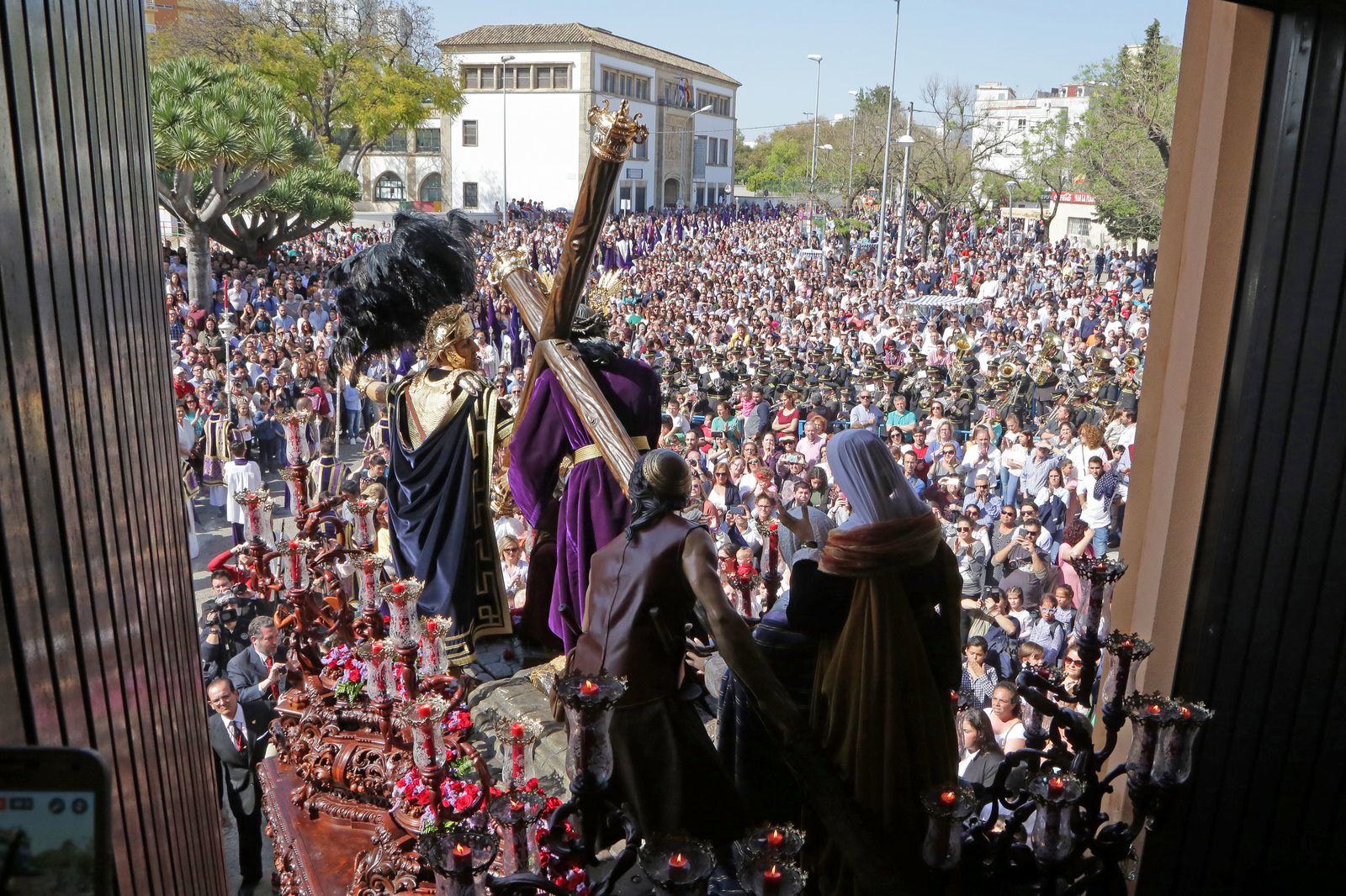 Imágenes del Lunes Santo en Jerez