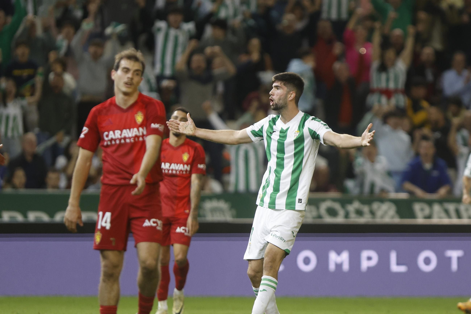 Las mejores fotos del ambiente en el Córdoba CF - Zaragoza en El Arcángel