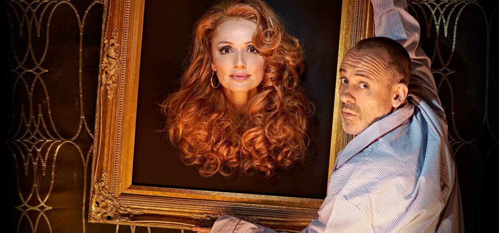 Javier Gutiérrez y Cristina Castaño, en ‘¿Quién es el señor Schmitt?’.