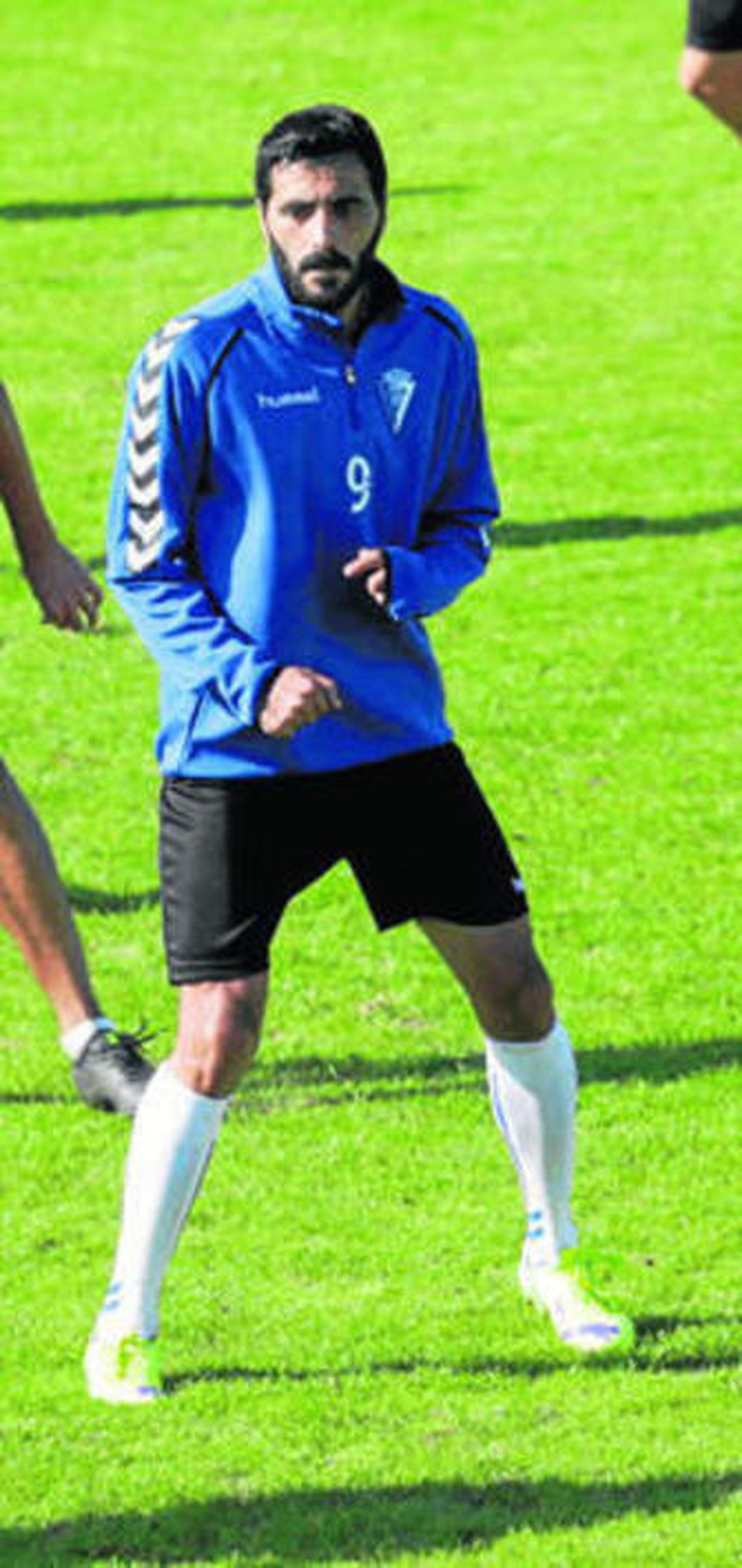 Dani Güiza, en un entrenamiento en El Rosal.