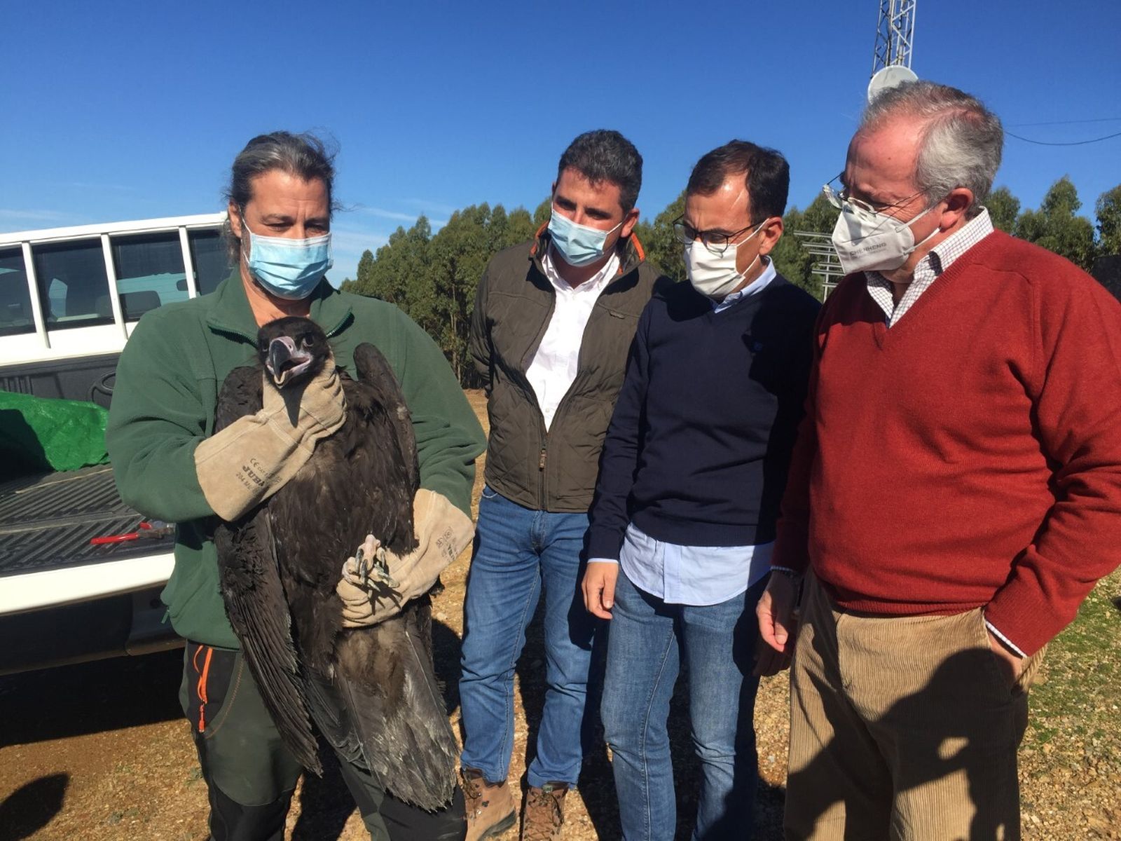 Ángel Sánchez (2º por la derecha), durante la visita realizada a Sierra Pelada.