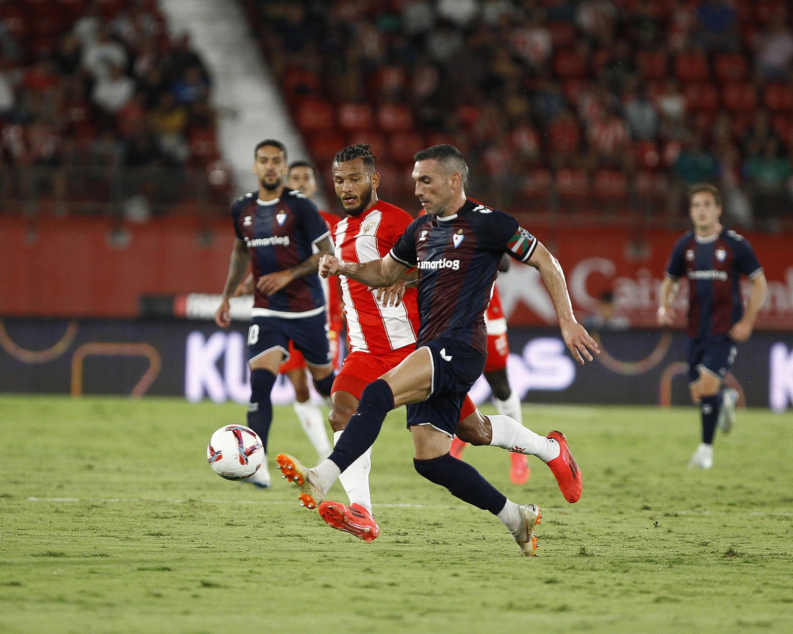 Las imágenes del partido de fútbol U.D. Almería-S.D. Eibar