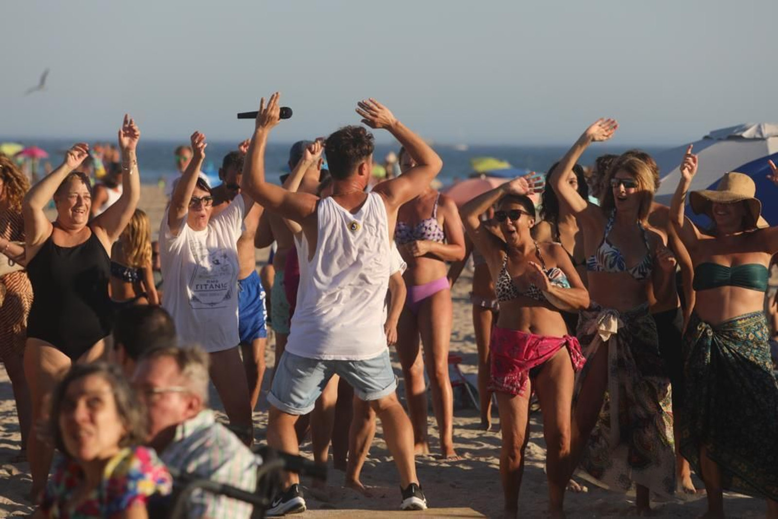 Así se vivió el 'See you sun' en la playa de Camposoto