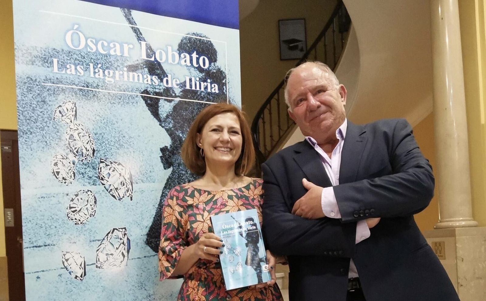 Oscar Lobato presenta su novela en Jerez