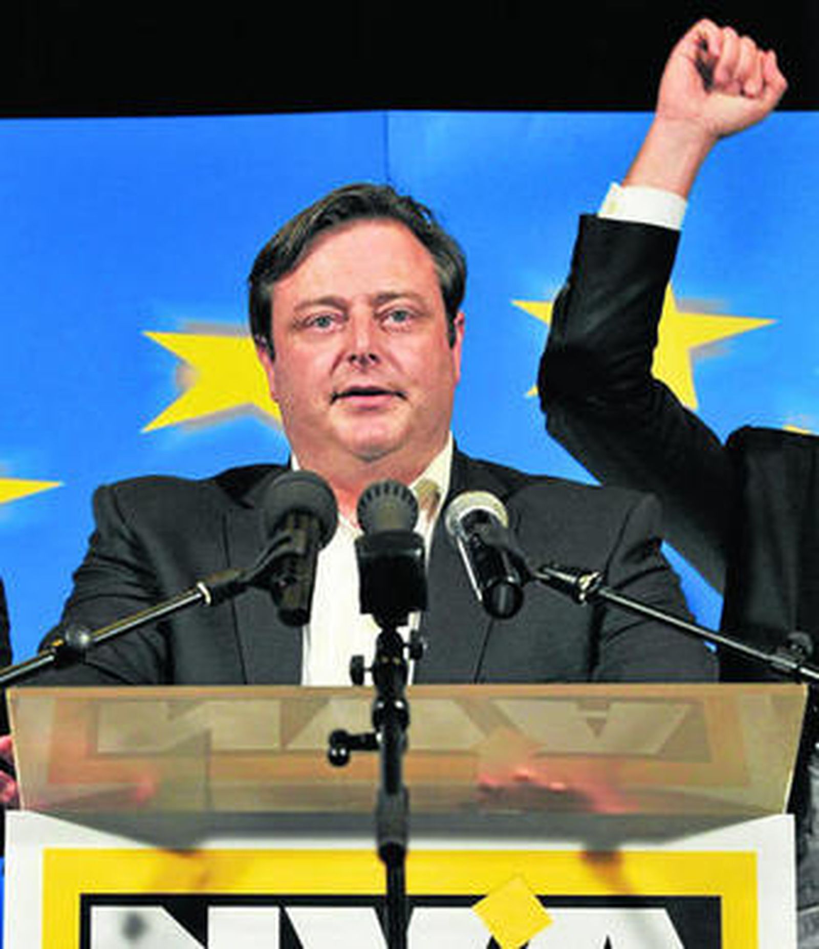 Bart de Wever, durante la celebración de su éxito electoral el domingo por la noche.