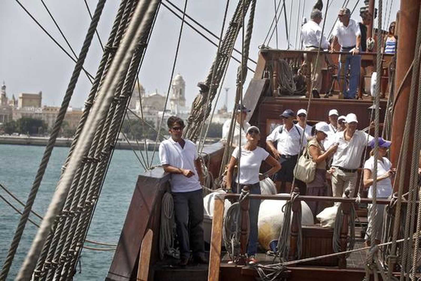 El galeón La Pepa inicia su travesía. 

Fotos: /Jesús Marín