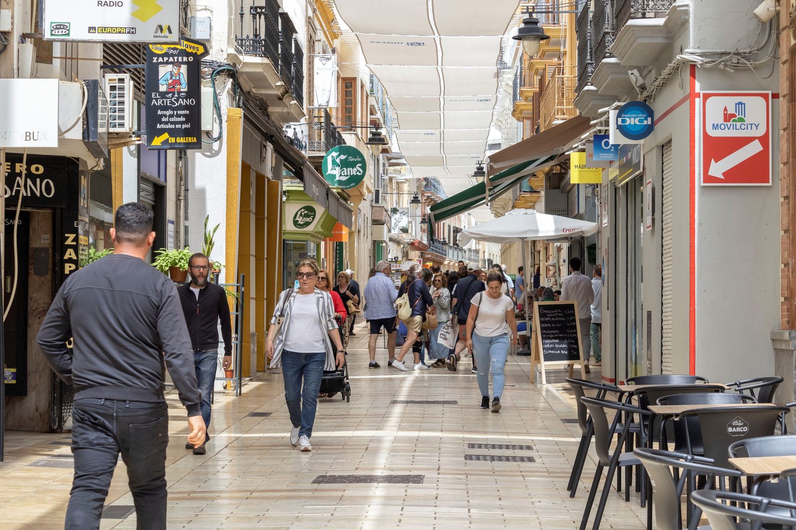 Las calles comerciales del centro de Huelva.