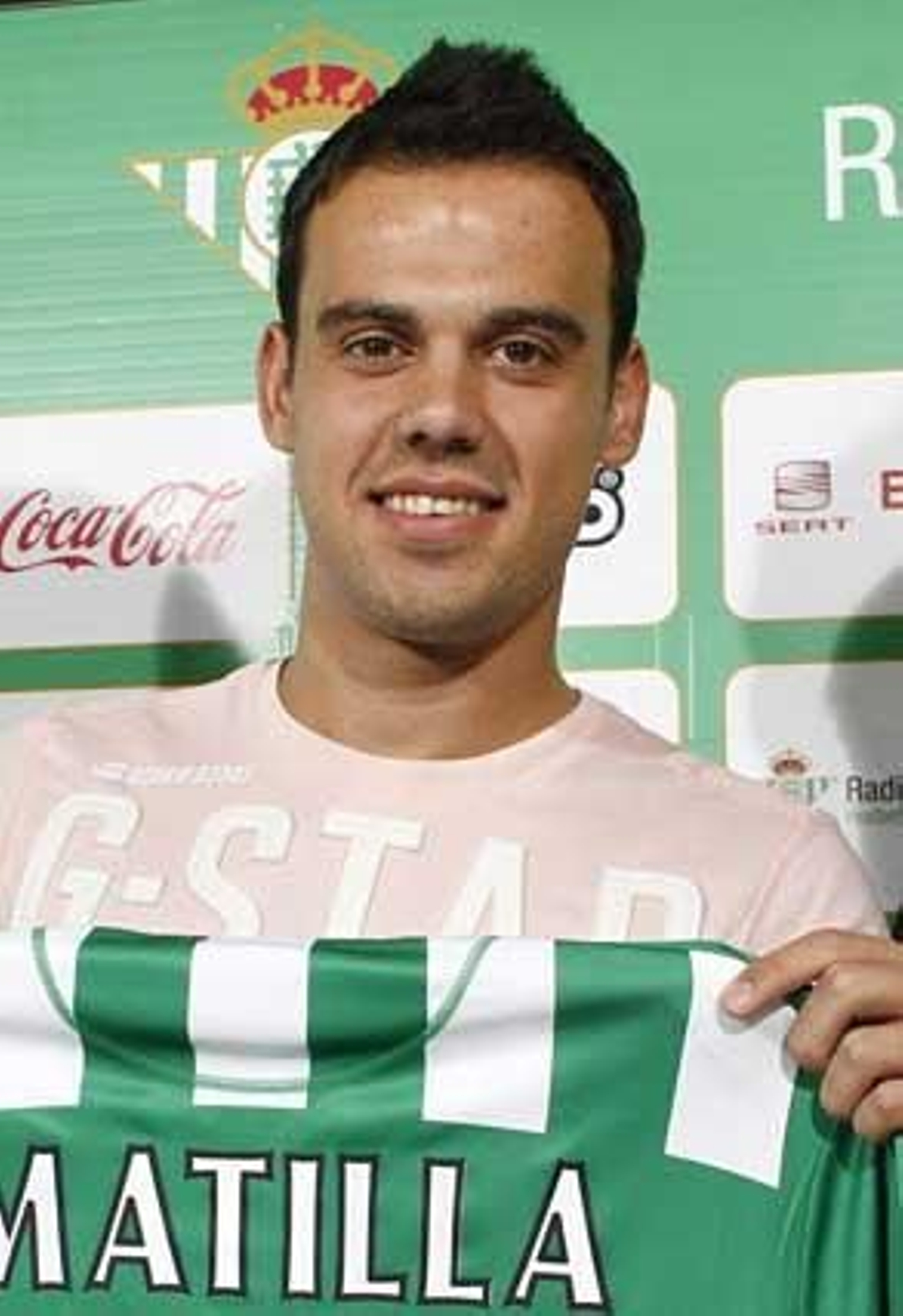 Matilla (medio)
Edad:23
Temp. en el club:1ª
Goles en 10-11:0
Contraro hasta:2014

Foto: D.S.