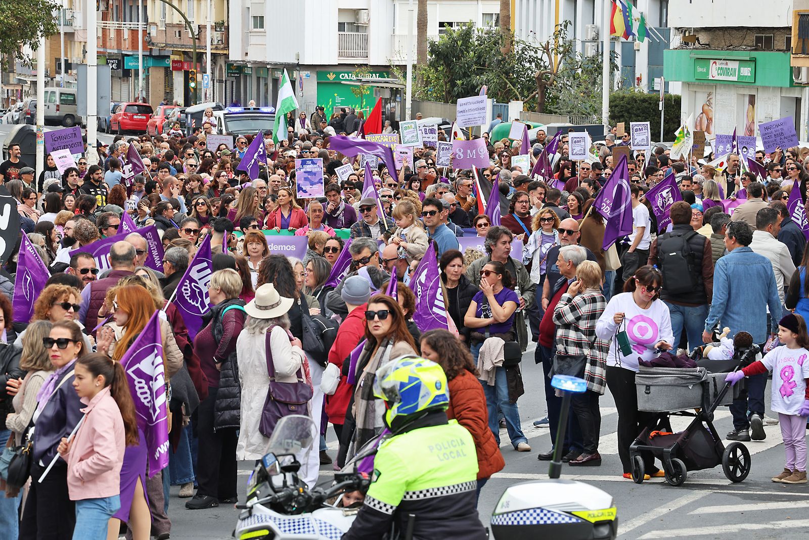 8M: Las fotografías de la manifestación del Día de la Mujer