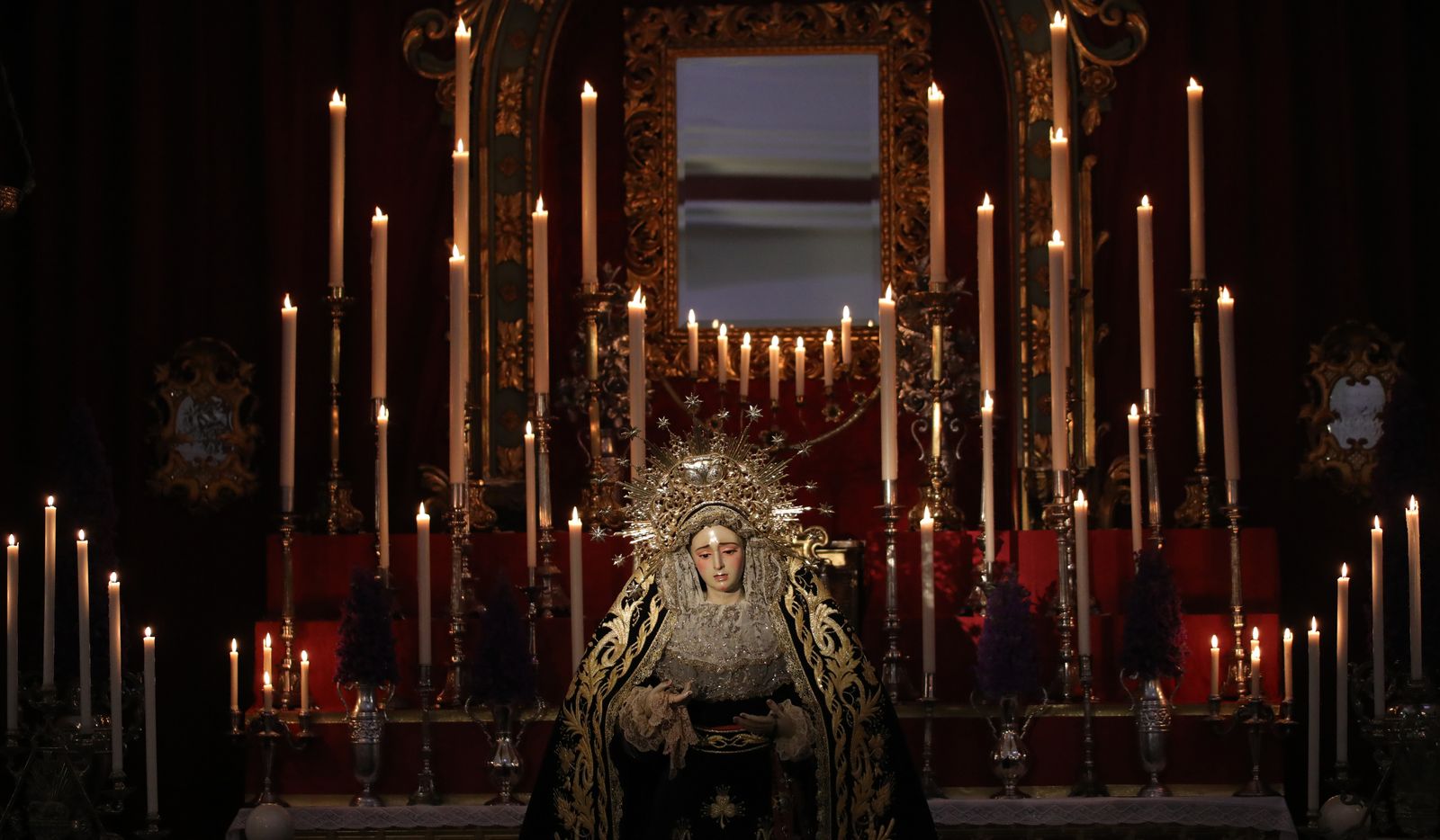 Viernes Santo de esplendor y belleza