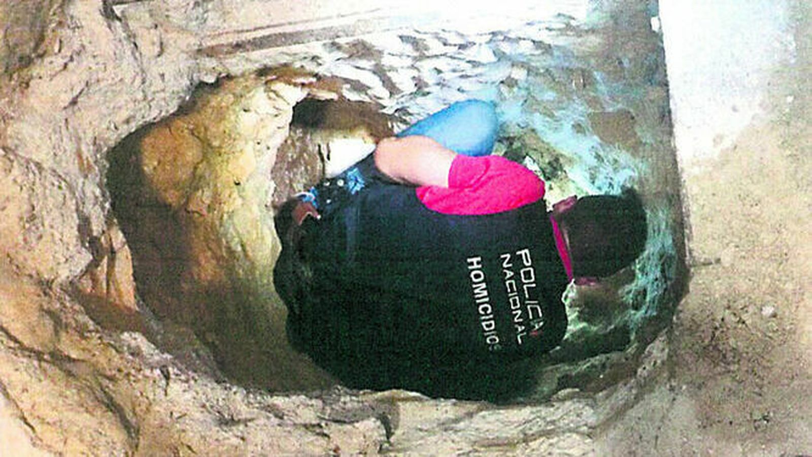 La fosa donde enterraron a las tres víctimas