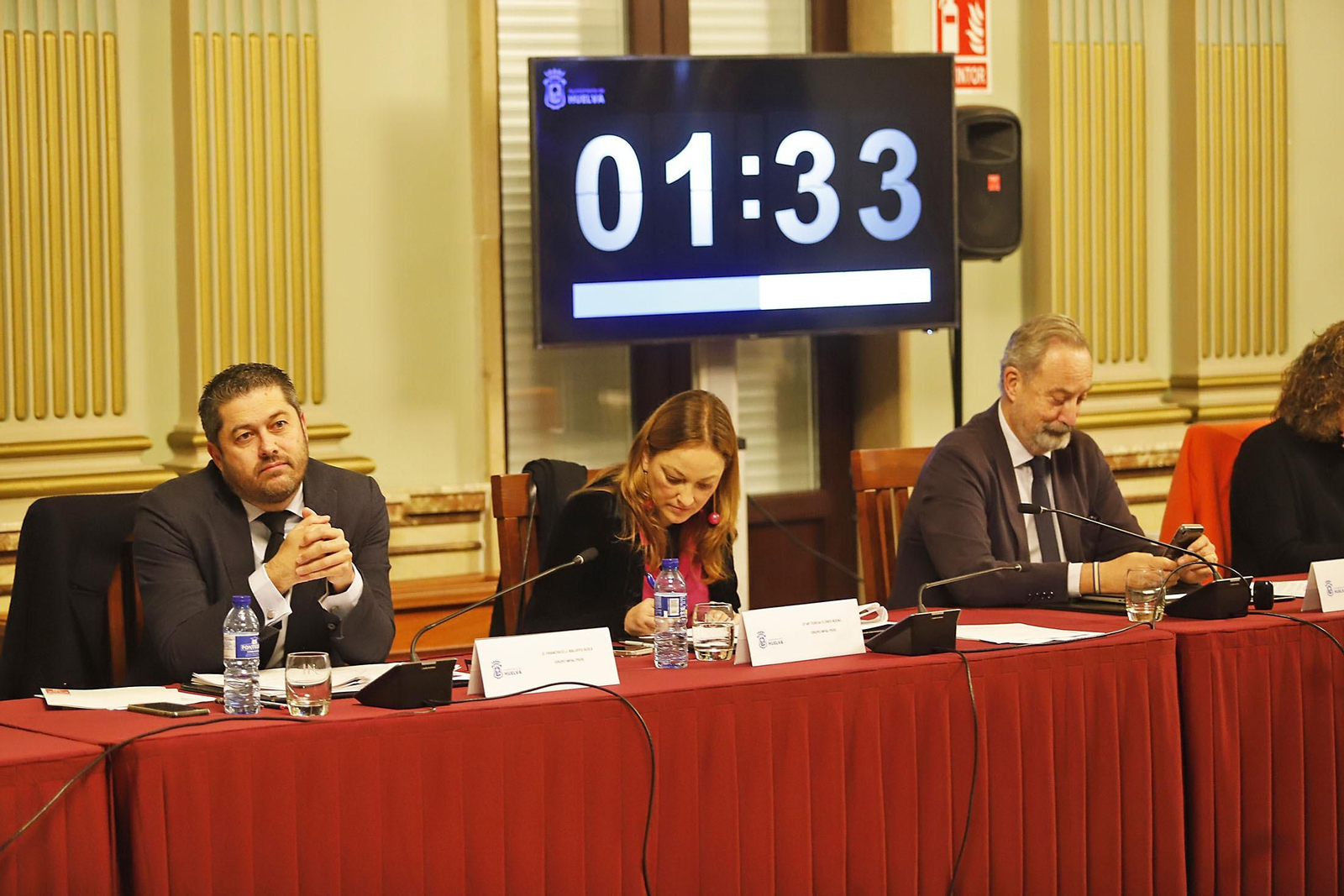 Imágenes del pleno ordinario del mes de diciembre en el Ayuntamiento de Huelva