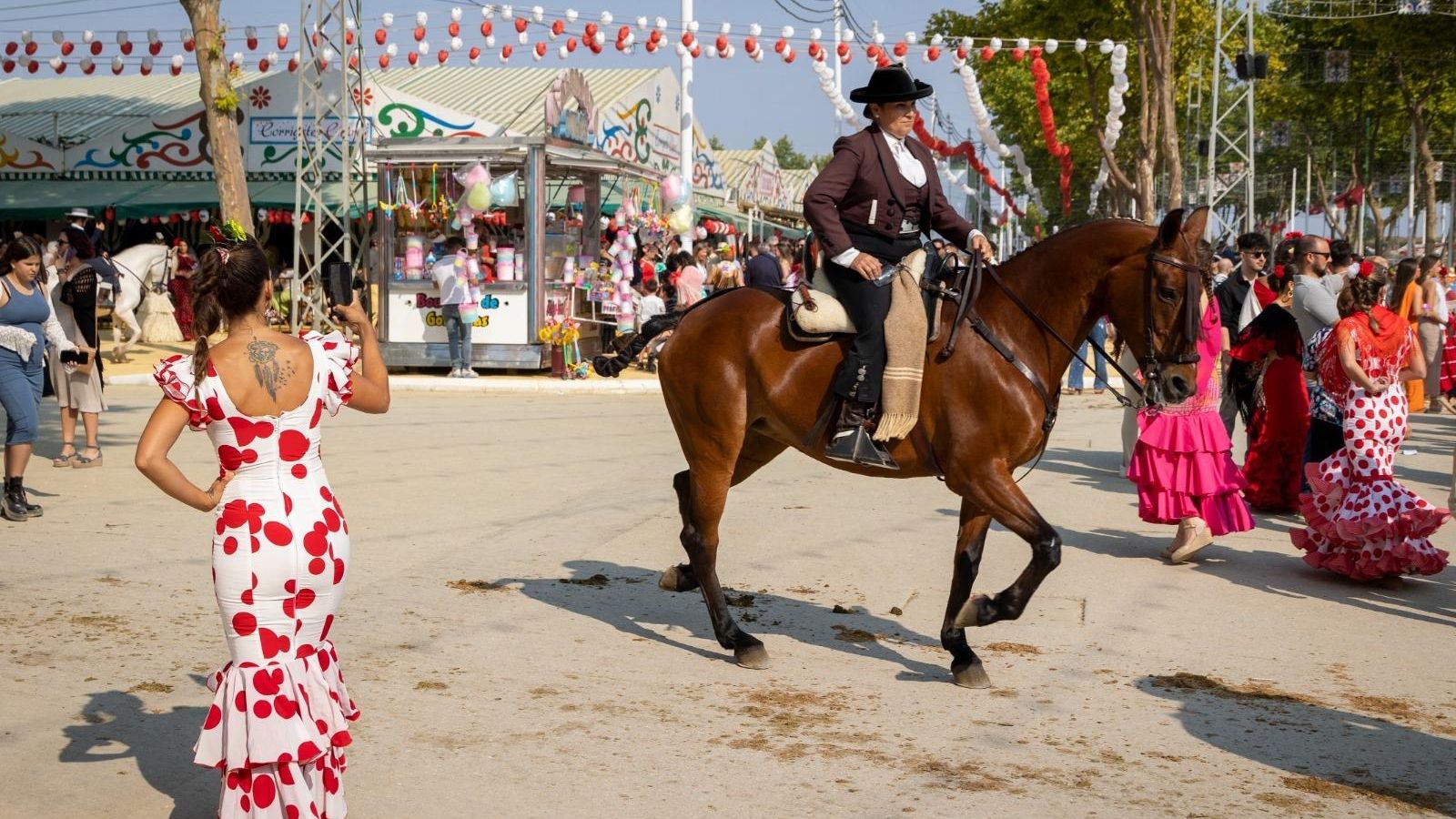 Una estampa clásica de la feria portuense.