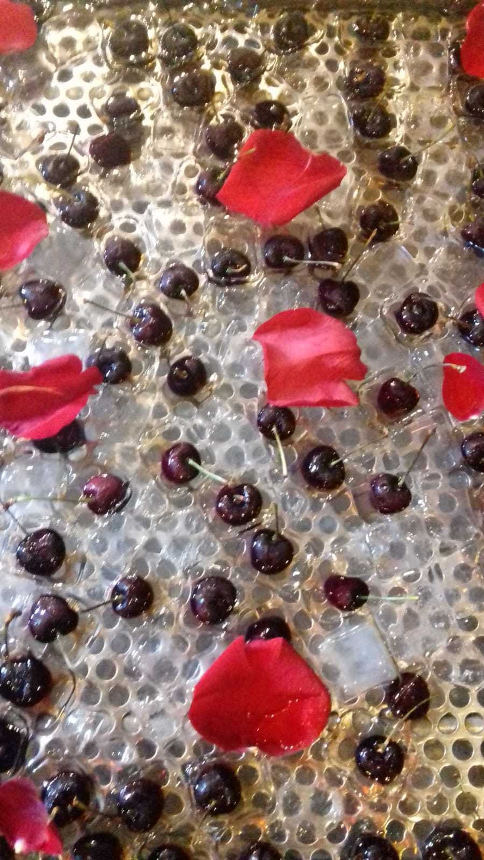 Cerezas con licor Saint Germain