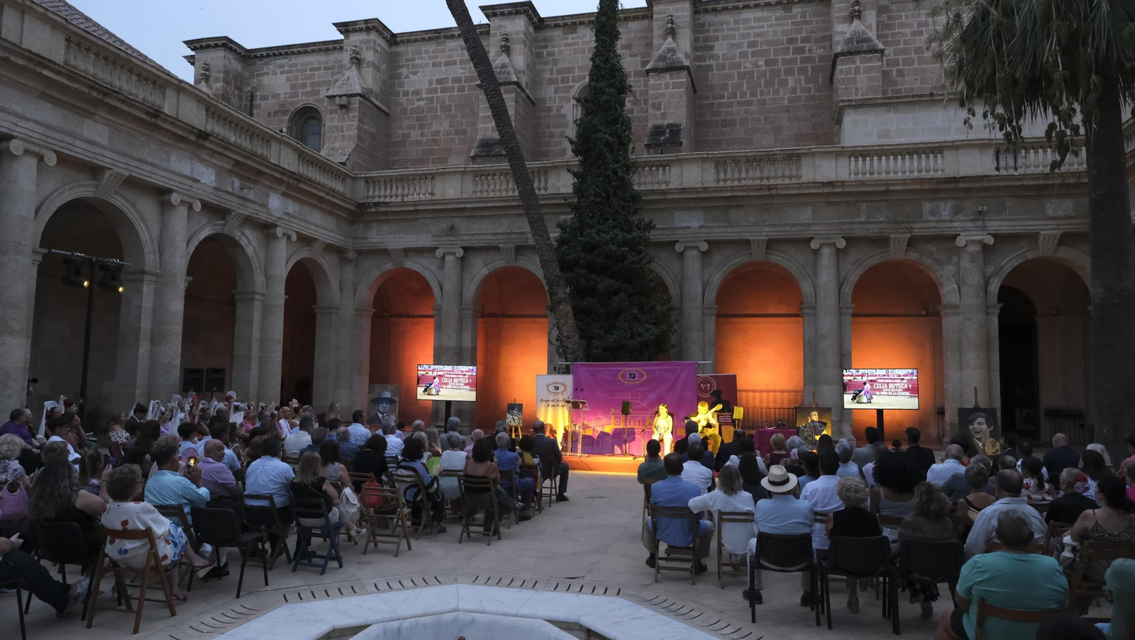 El pregón del toro de lidia 2025 del Foro Cultural 3 Taurinos 3, en imágenes