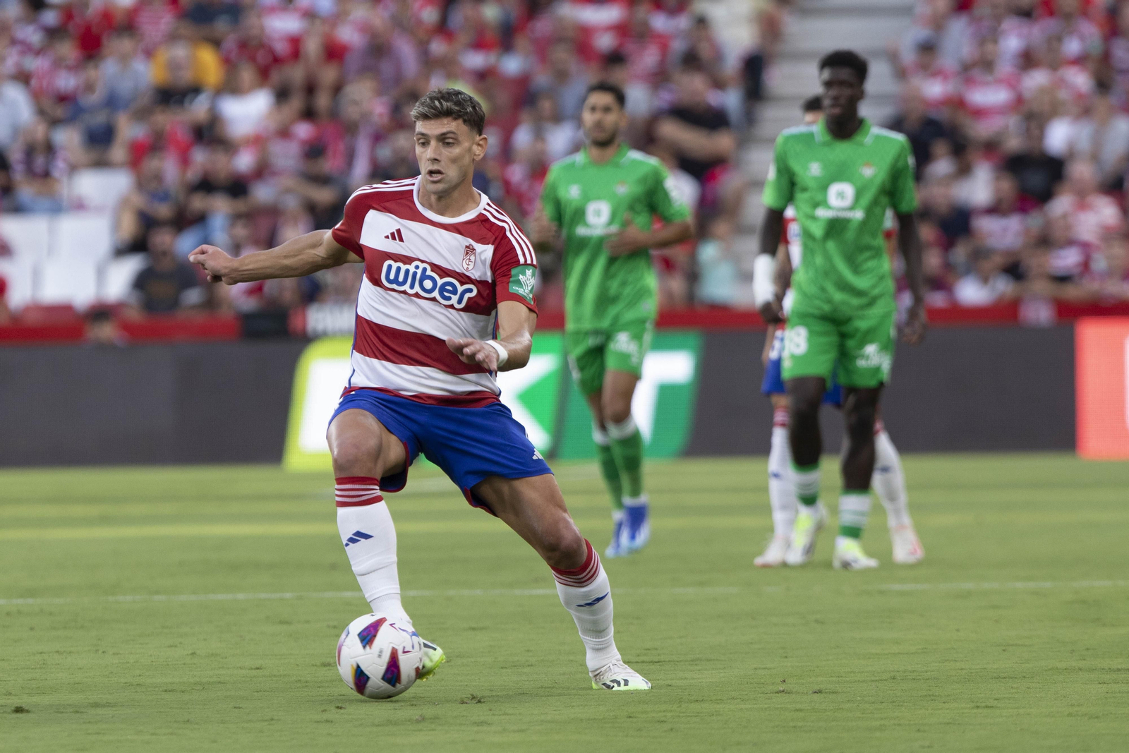 Las mejores imágenes del Granada CF - Real Betis
