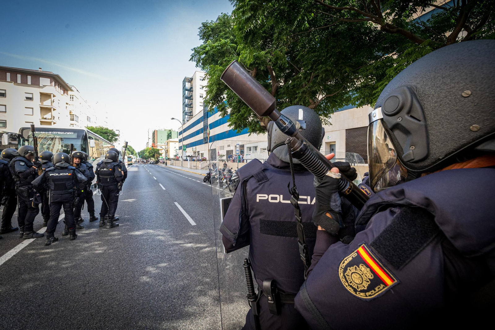 Imágenes del primer día de huelga de los trabajadores del sector del metal en Cádiz Imágenes del primer día de huelga de los trabajadores del sector del metal en Cádiz