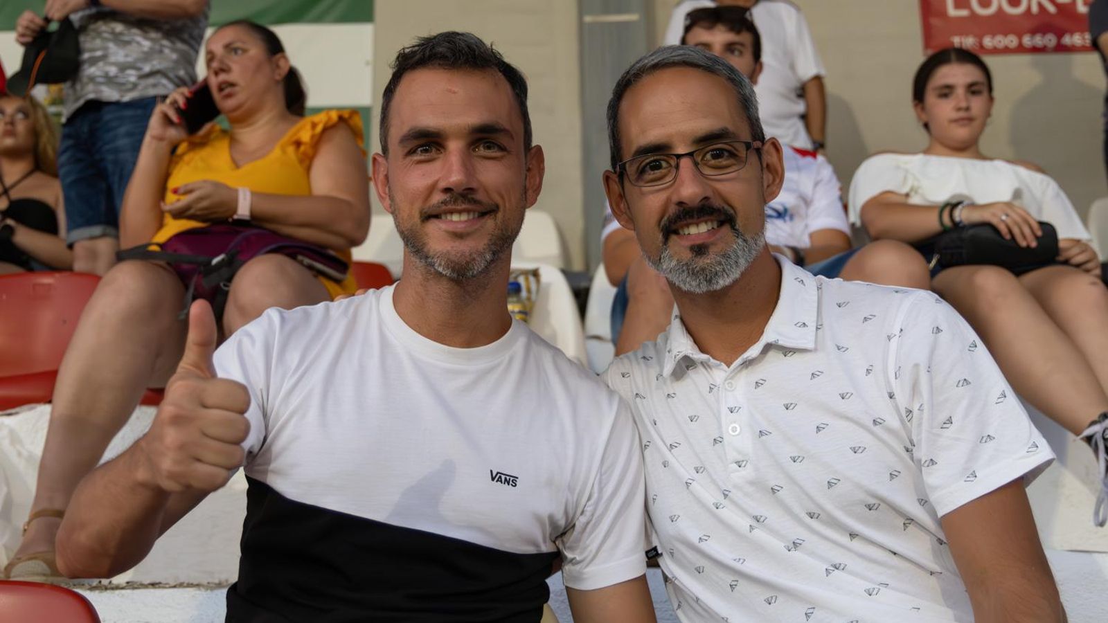 Las aficiones de Martos CD y Real Jaén en el Trofeo Miguel Pérez Luque, en imágenes