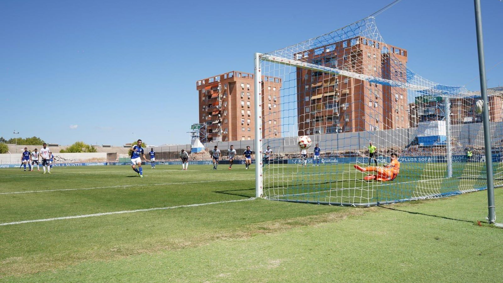 Hugo Díaz engañó a Barrios desde los once metros.