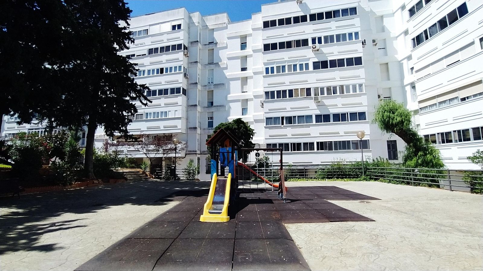 Plaza de Las Sirenas. Plaza de Las Sirenas.