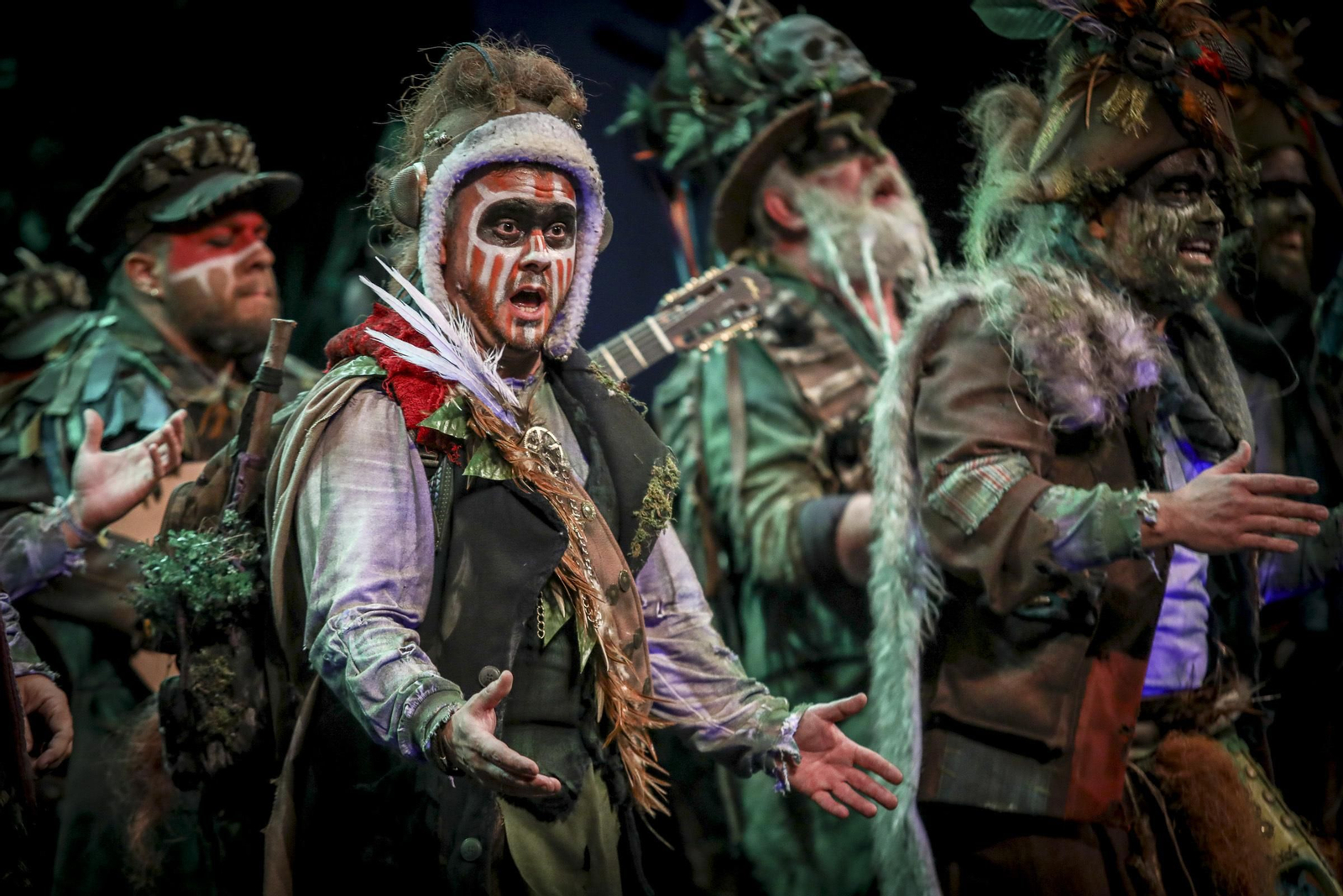 Comparsa Los salvajes. Foto Jesus Marin