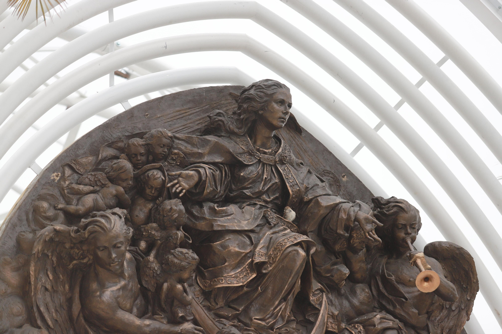 Imágenes de la jornada especial vivida en Almonte sin la procesión de la Virgen del Rocío