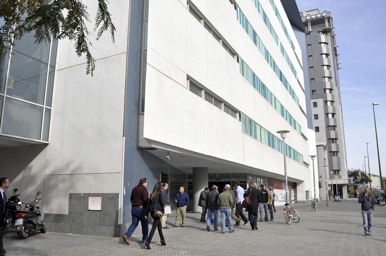 La sede judicial del edificio Noga, en la avenida de la Buhaira.