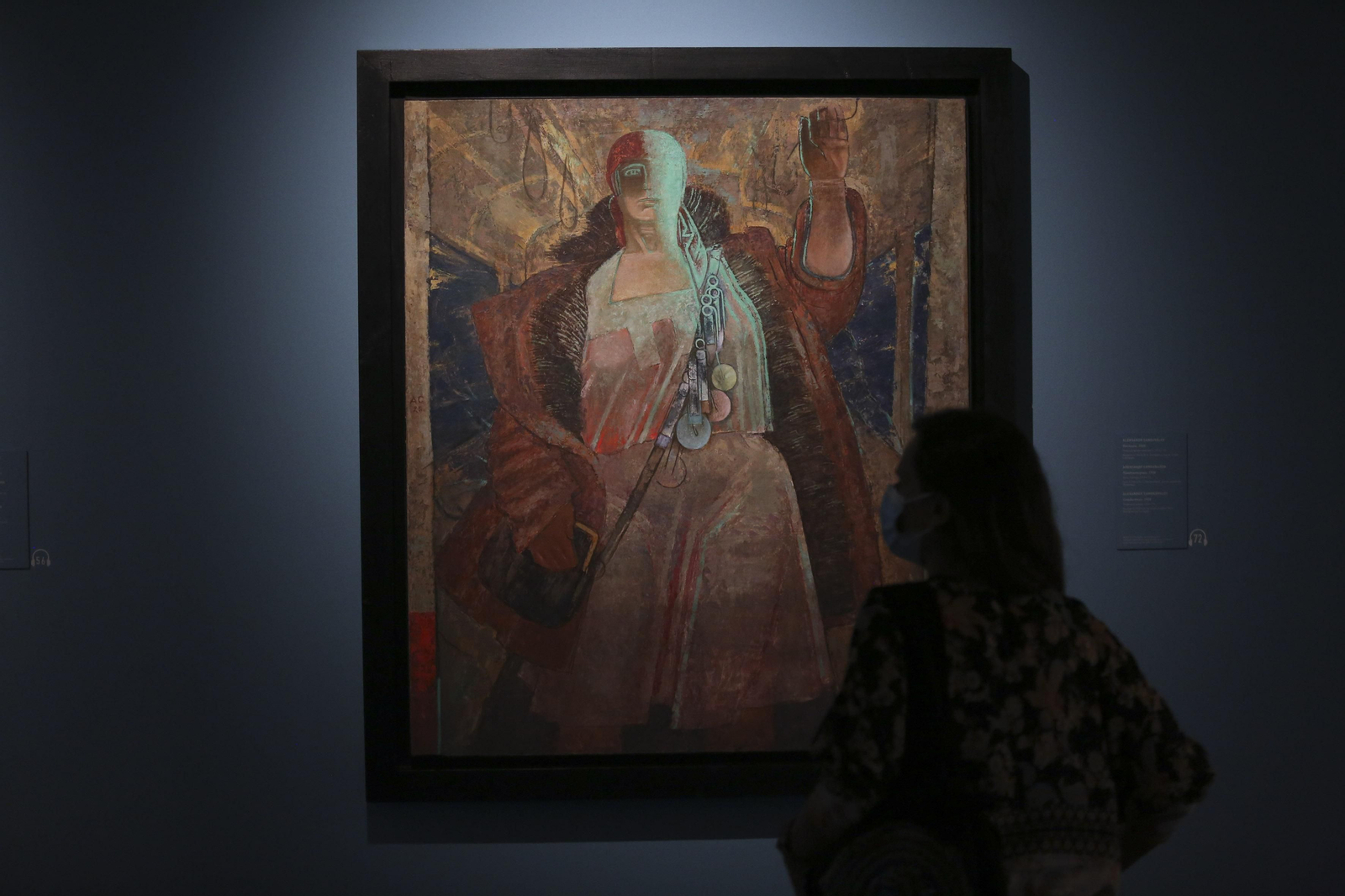 El Museo Ruso de Málaga estrena tres nuevas exposiciones, en fotos