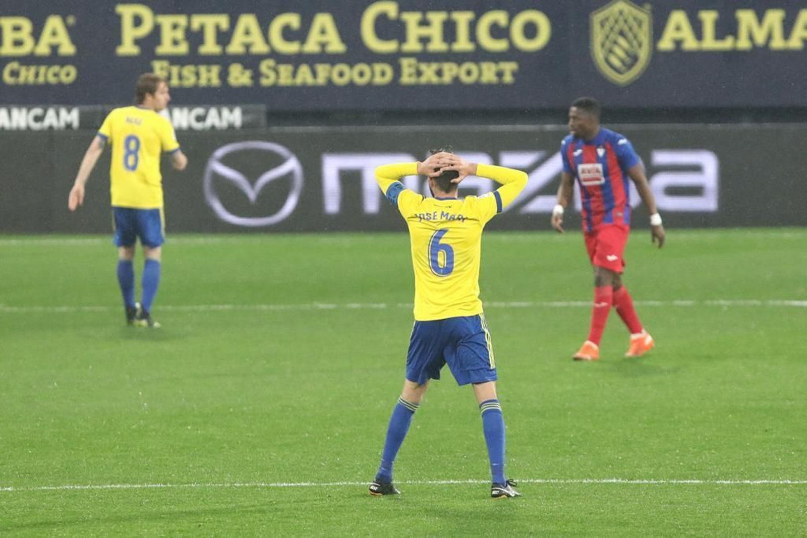 Las imágenes del Cádiz-Eibar.